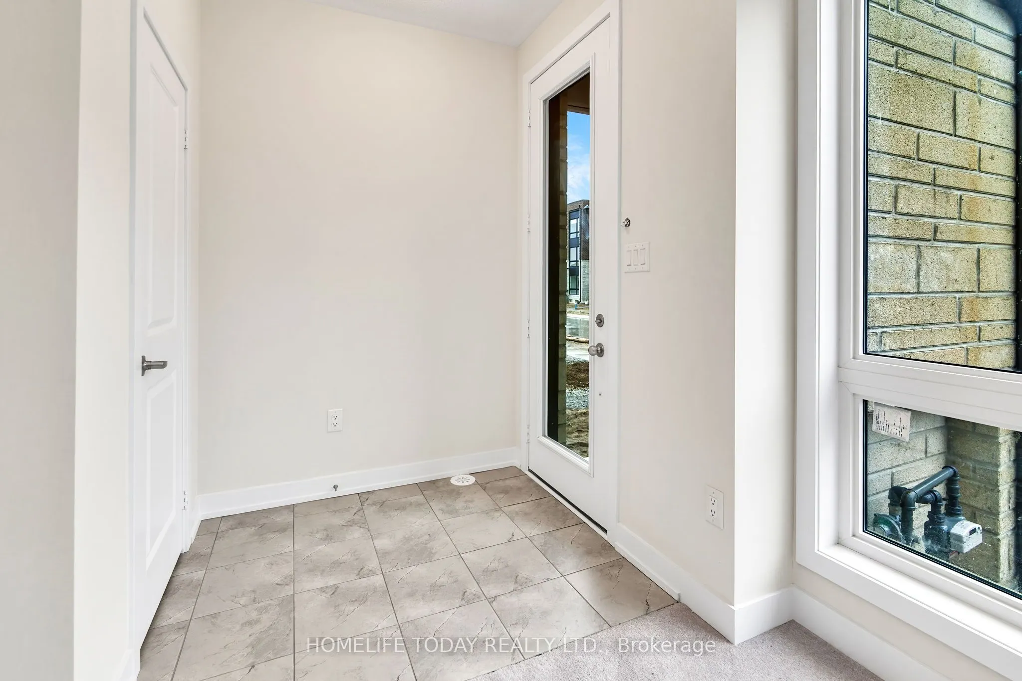104 Stauffer Crescent