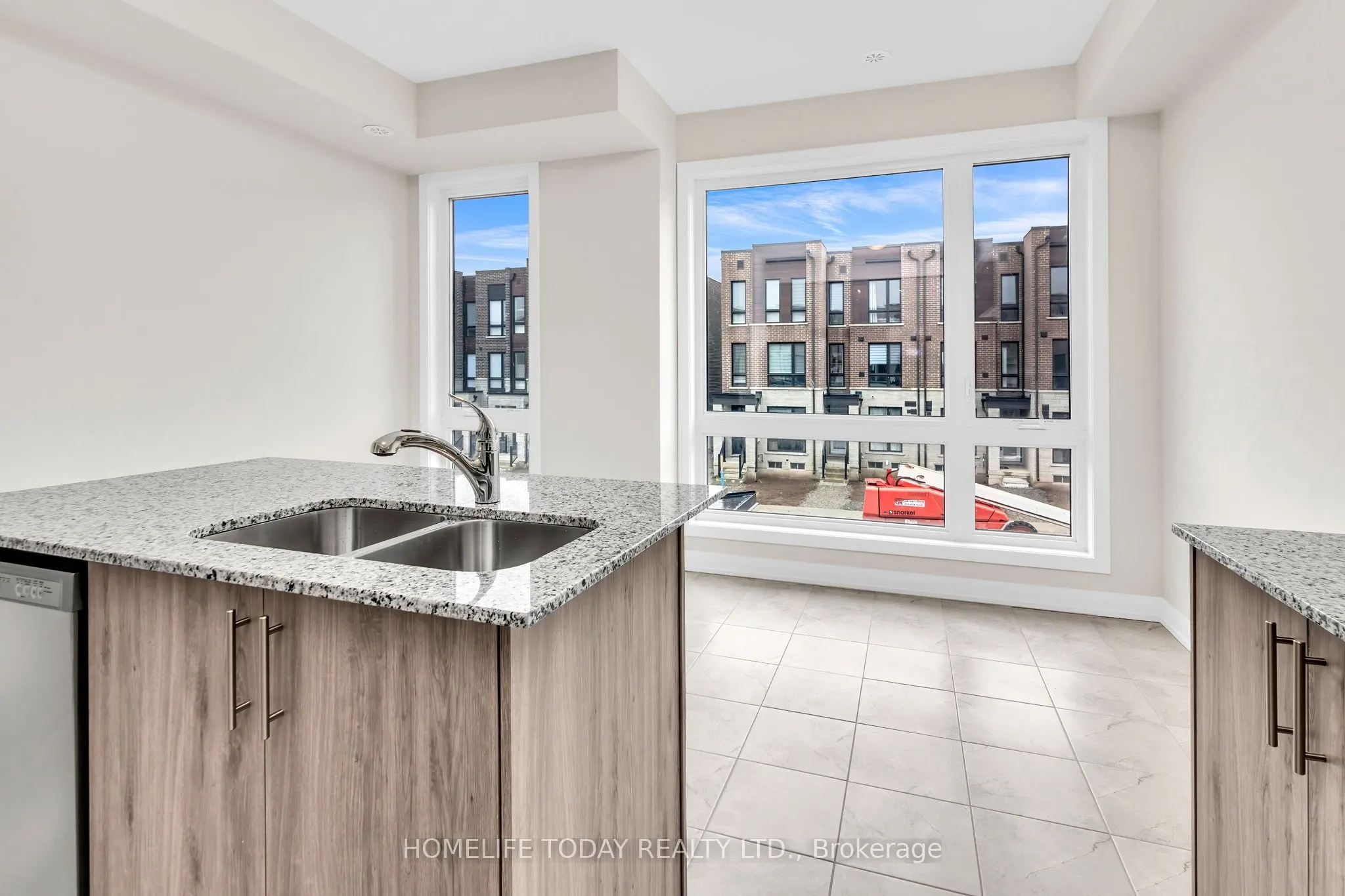 104 Stauffer Crescent
