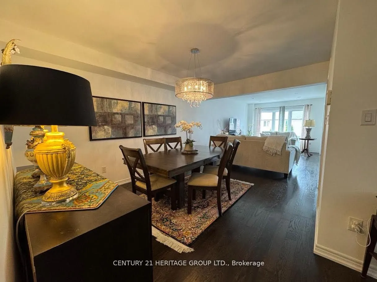 135 Black Maple Crescent, #Main