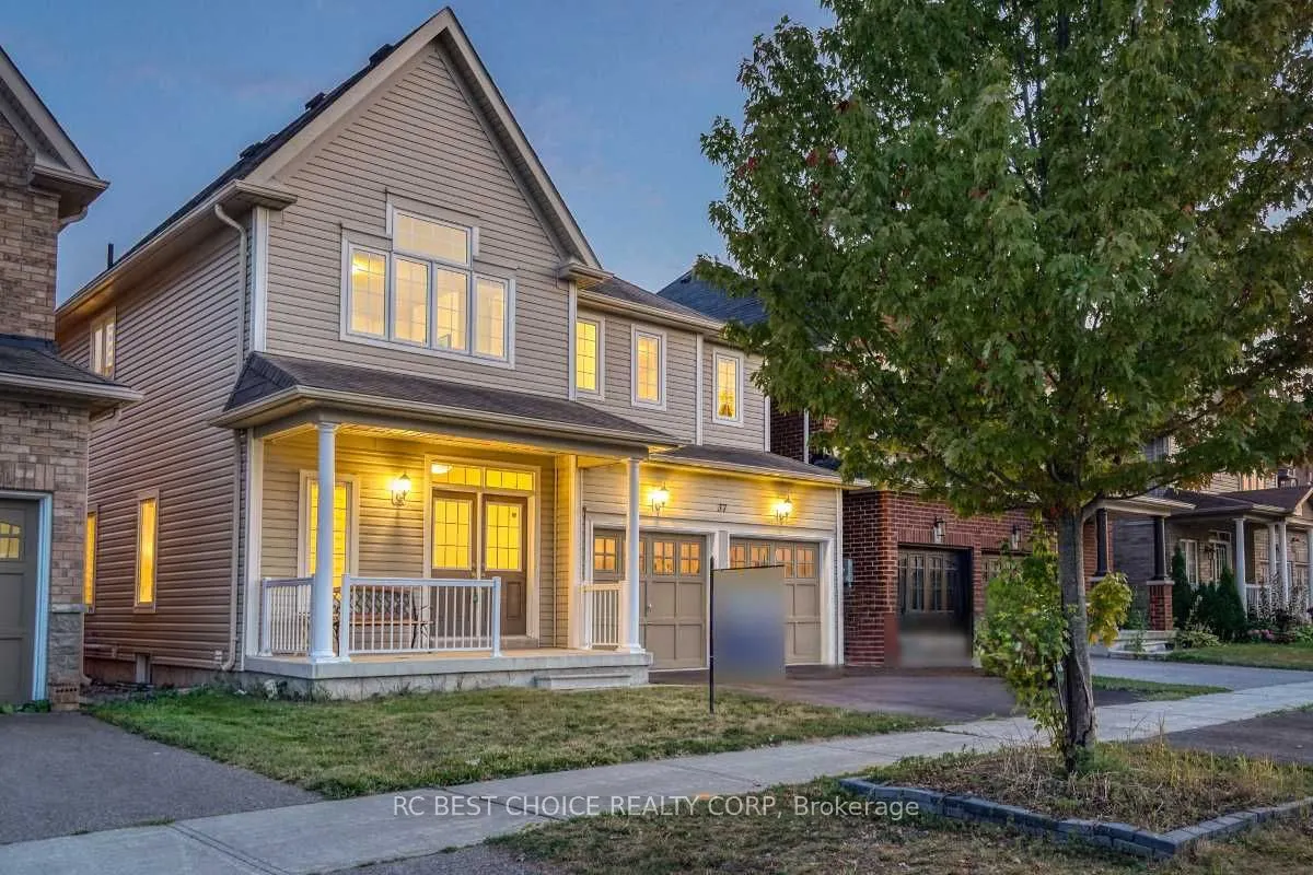 37 Bud Leggett Crescent