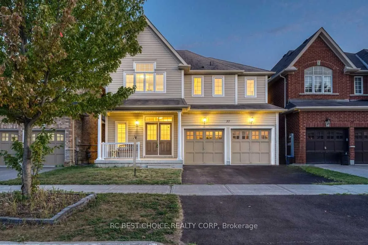37 Bud Leggett Crescent