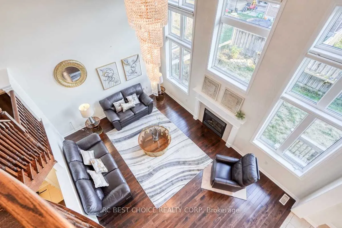 37 Bud Leggett Crescent