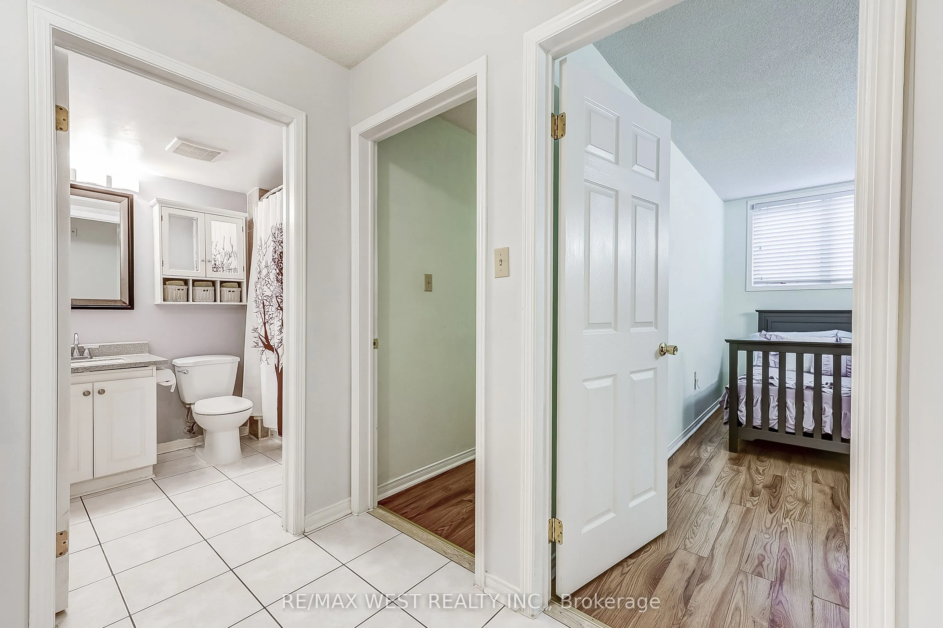 75 WELDRICK Road E, #722