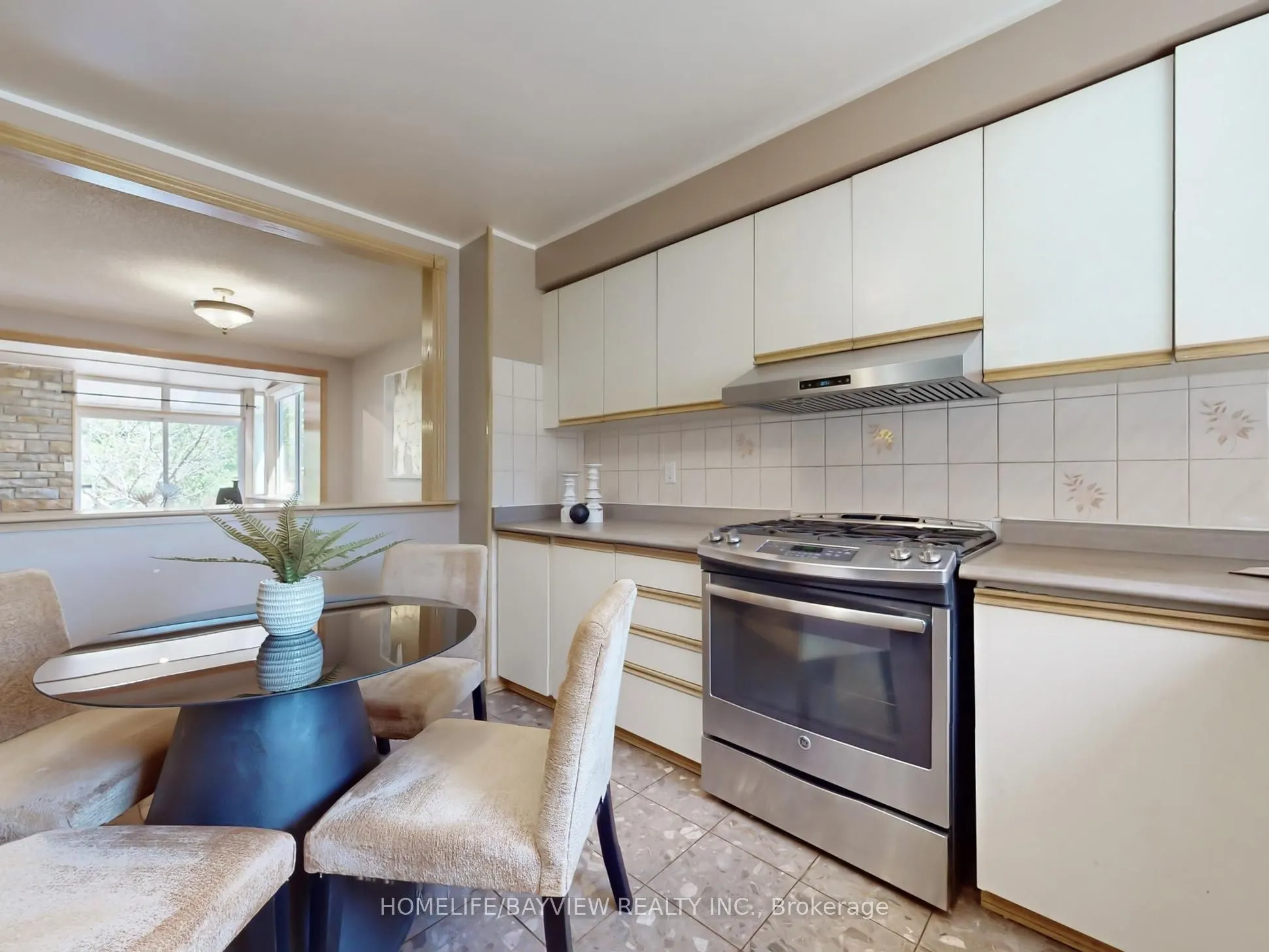 123 Kersey Crescent