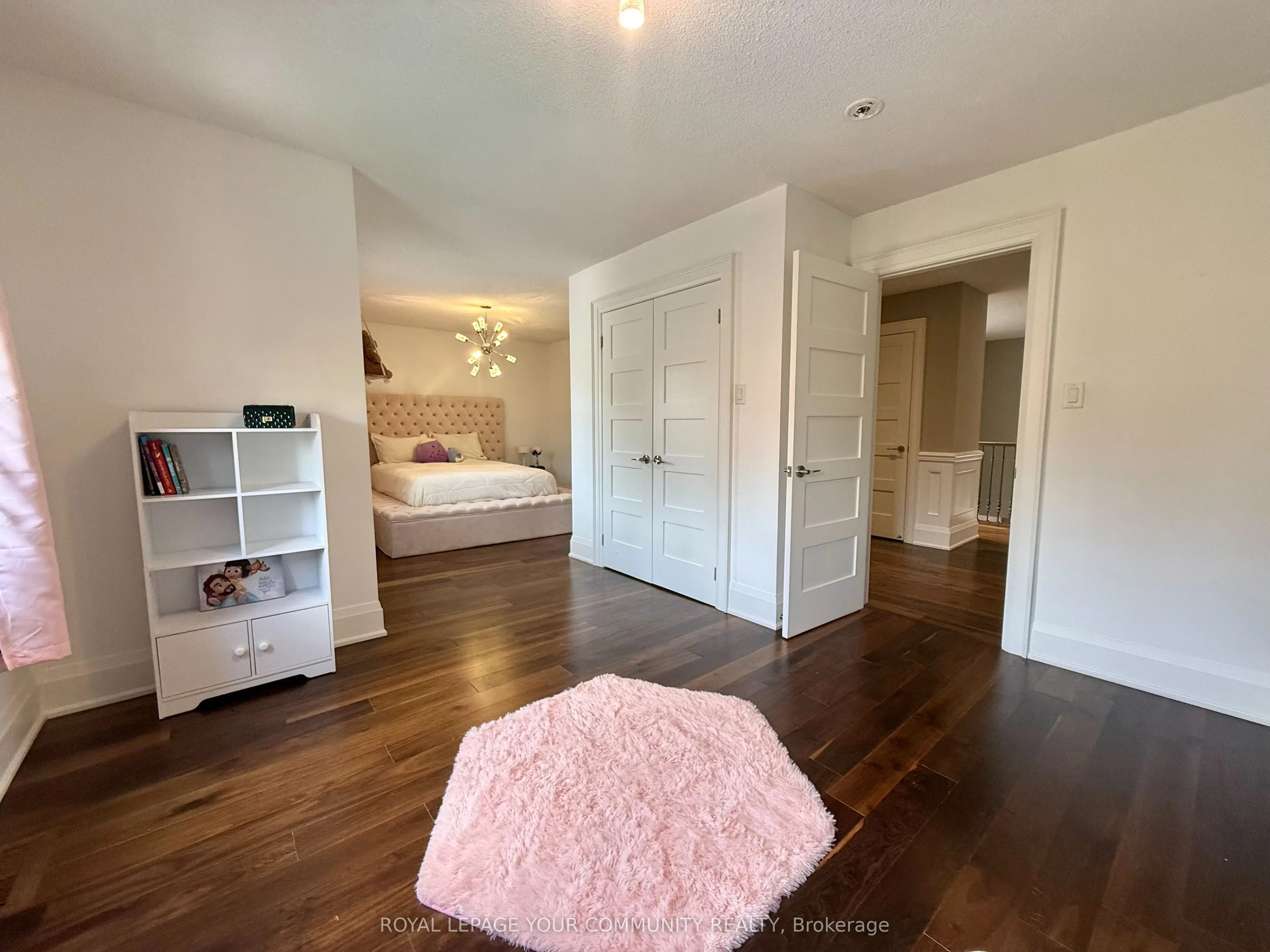 20 White Lodge Crescent