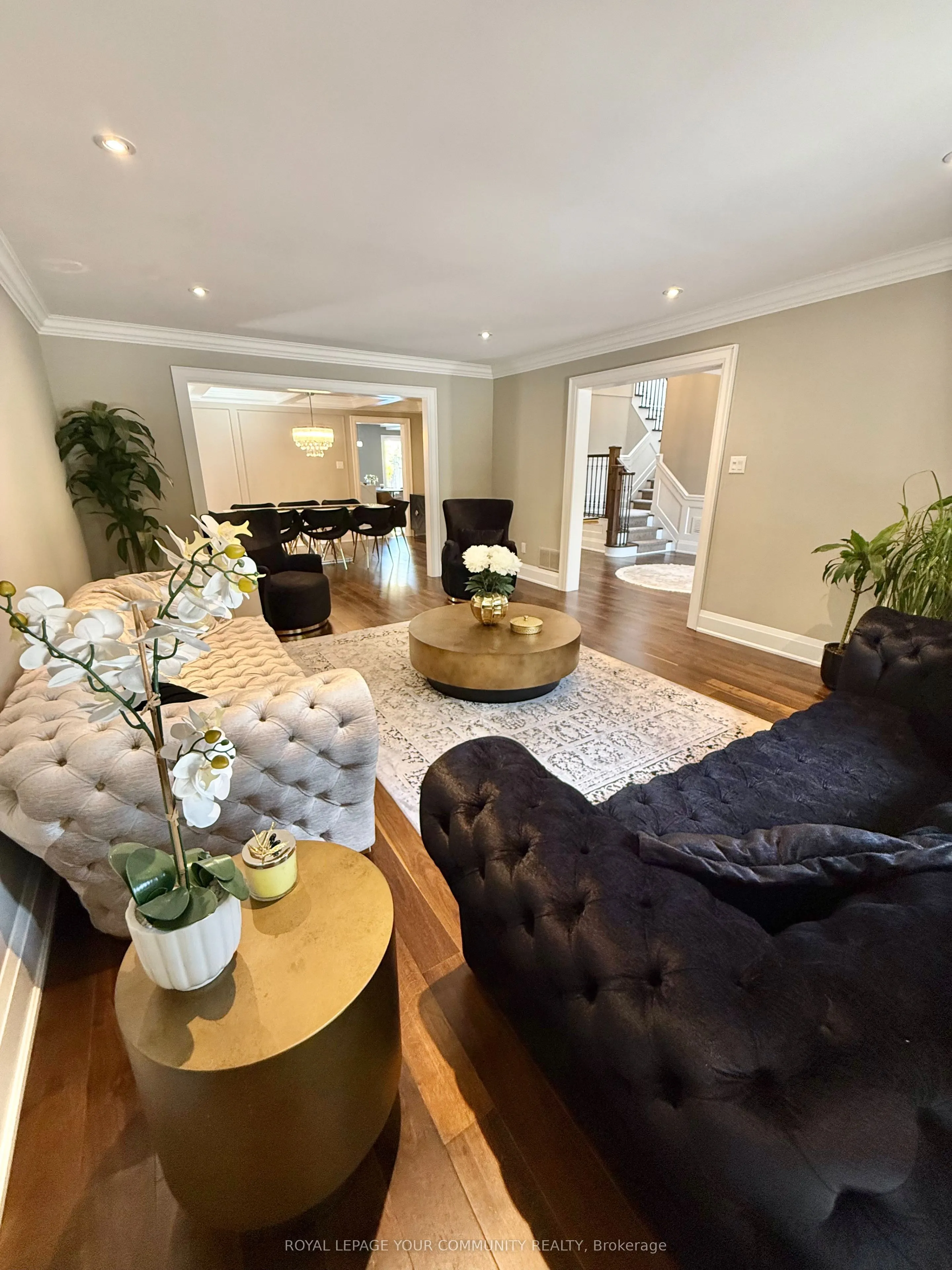20 White Lodge Crescent