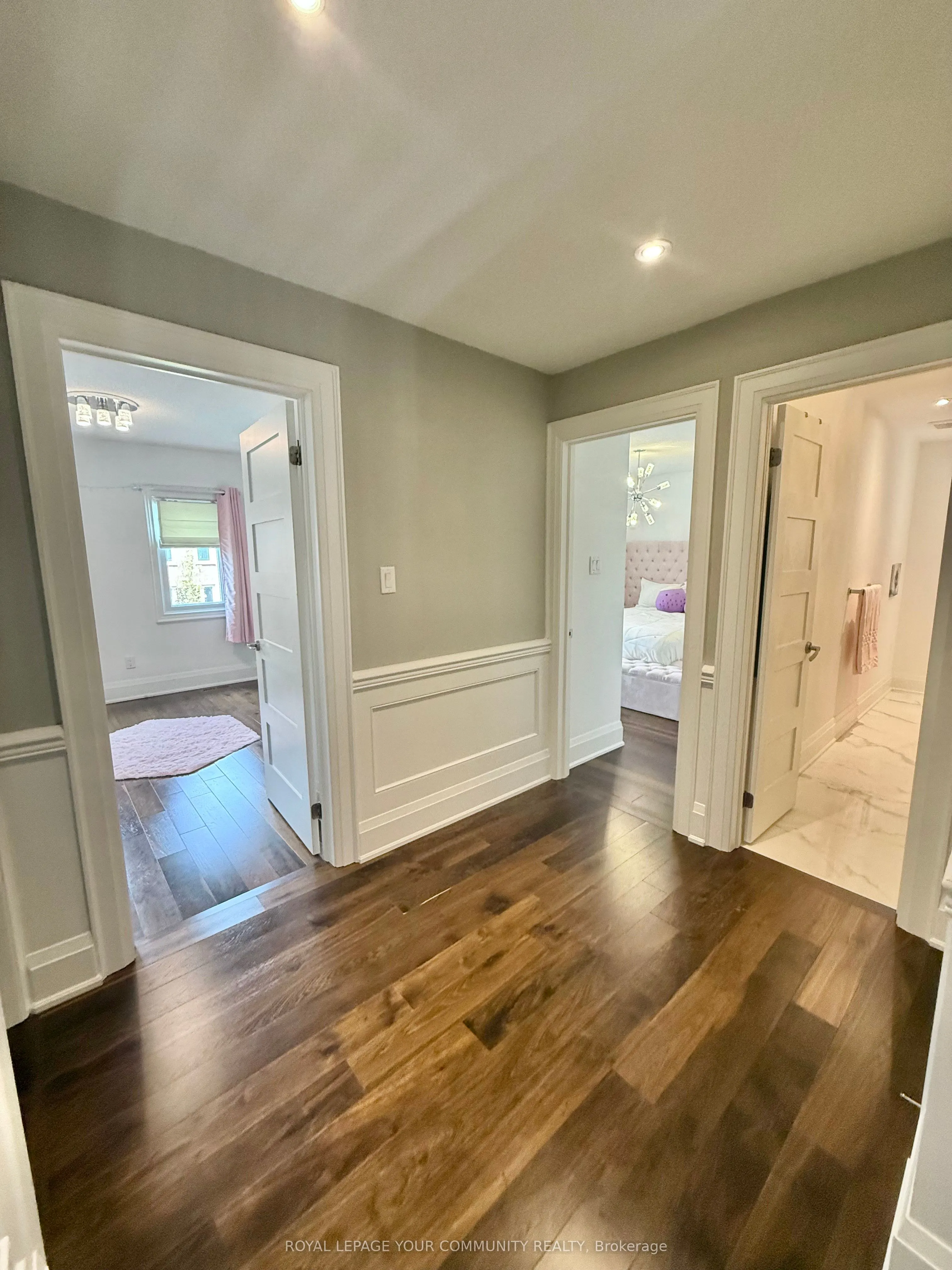 20 White Lodge Crescent