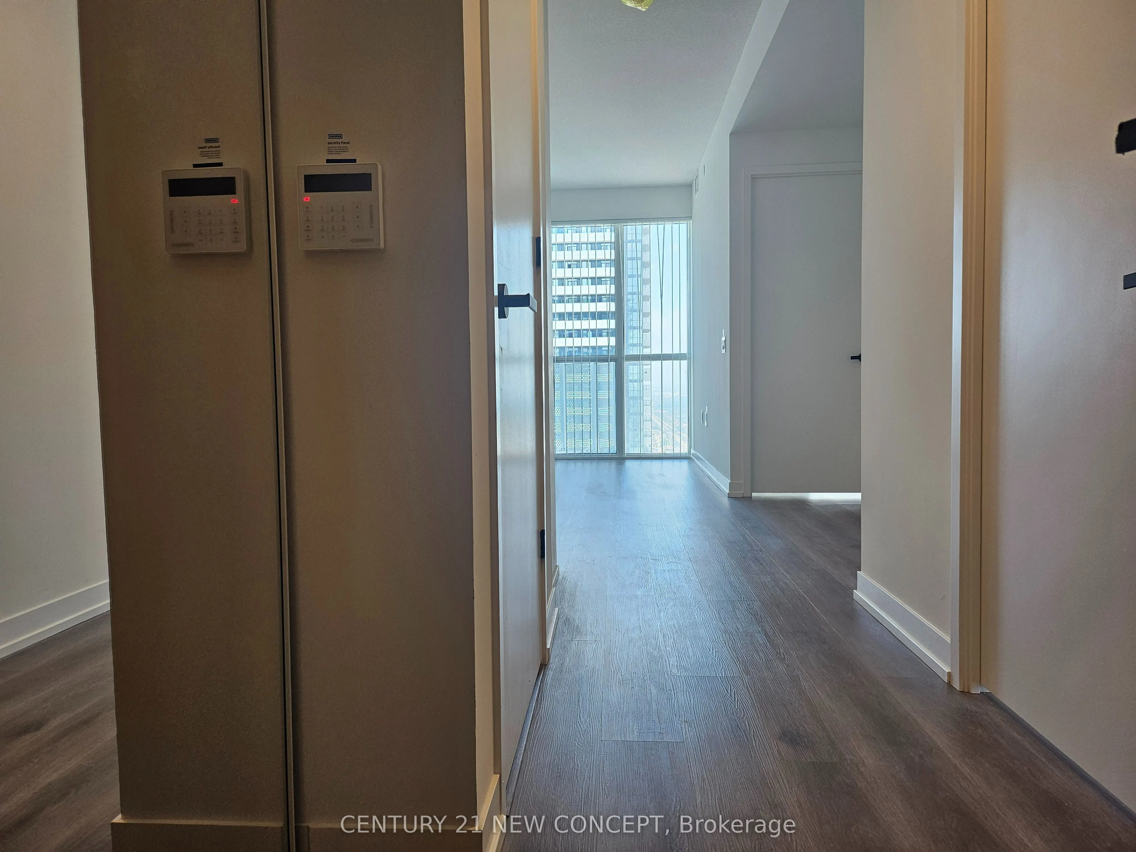 28 Interchange Way, #4003