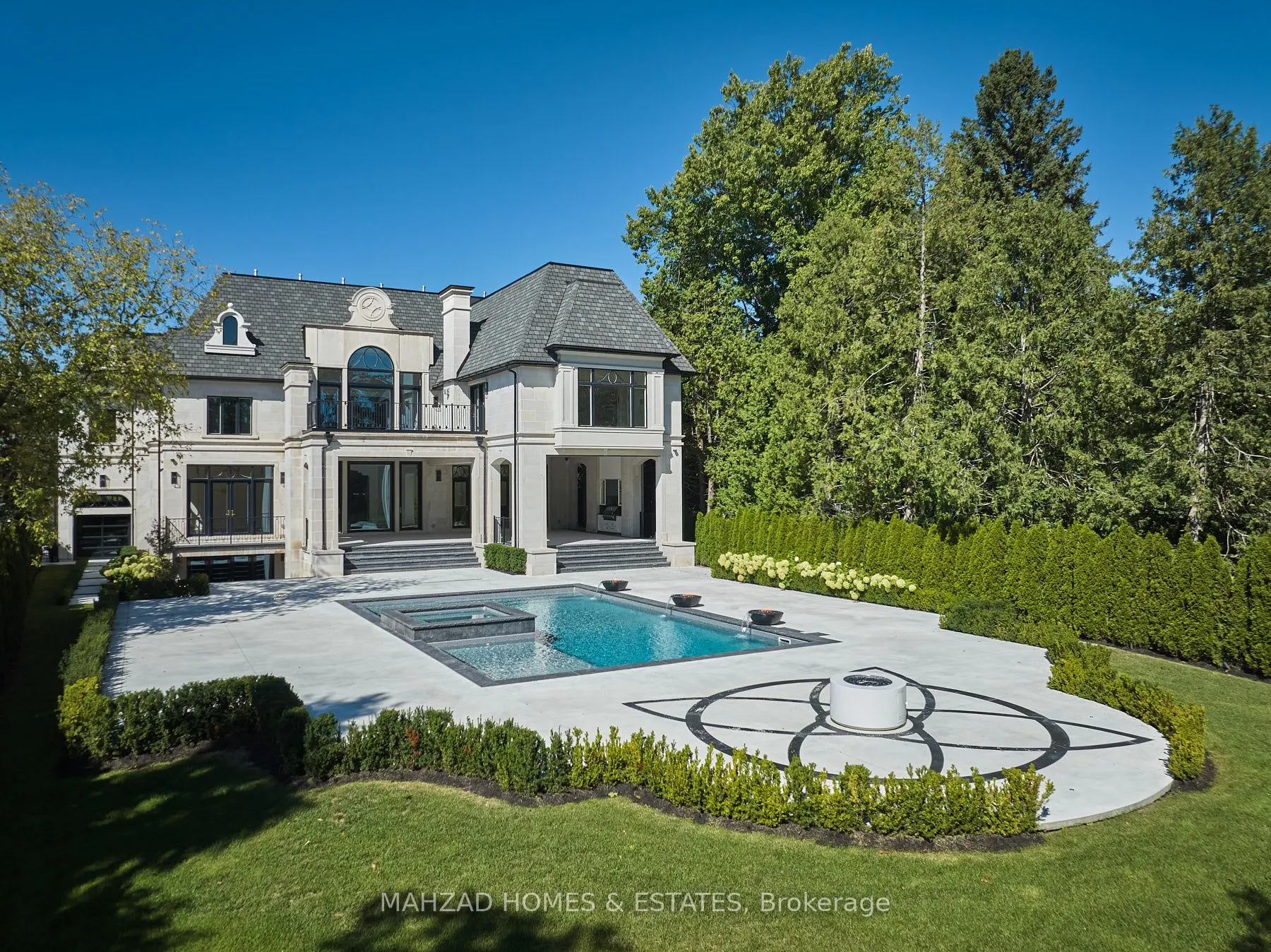 15 Maryvale Crescent