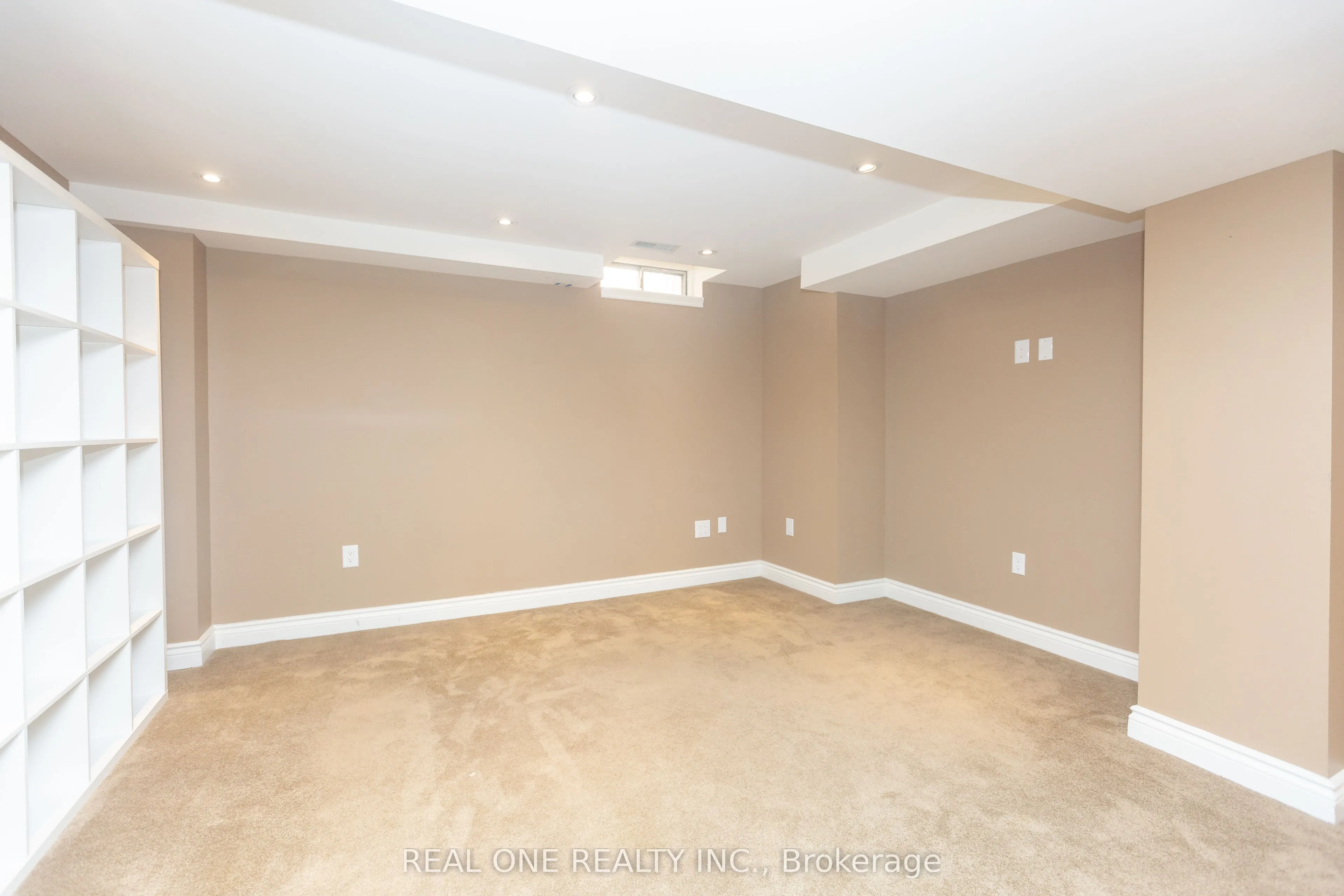 31 Cougar Court