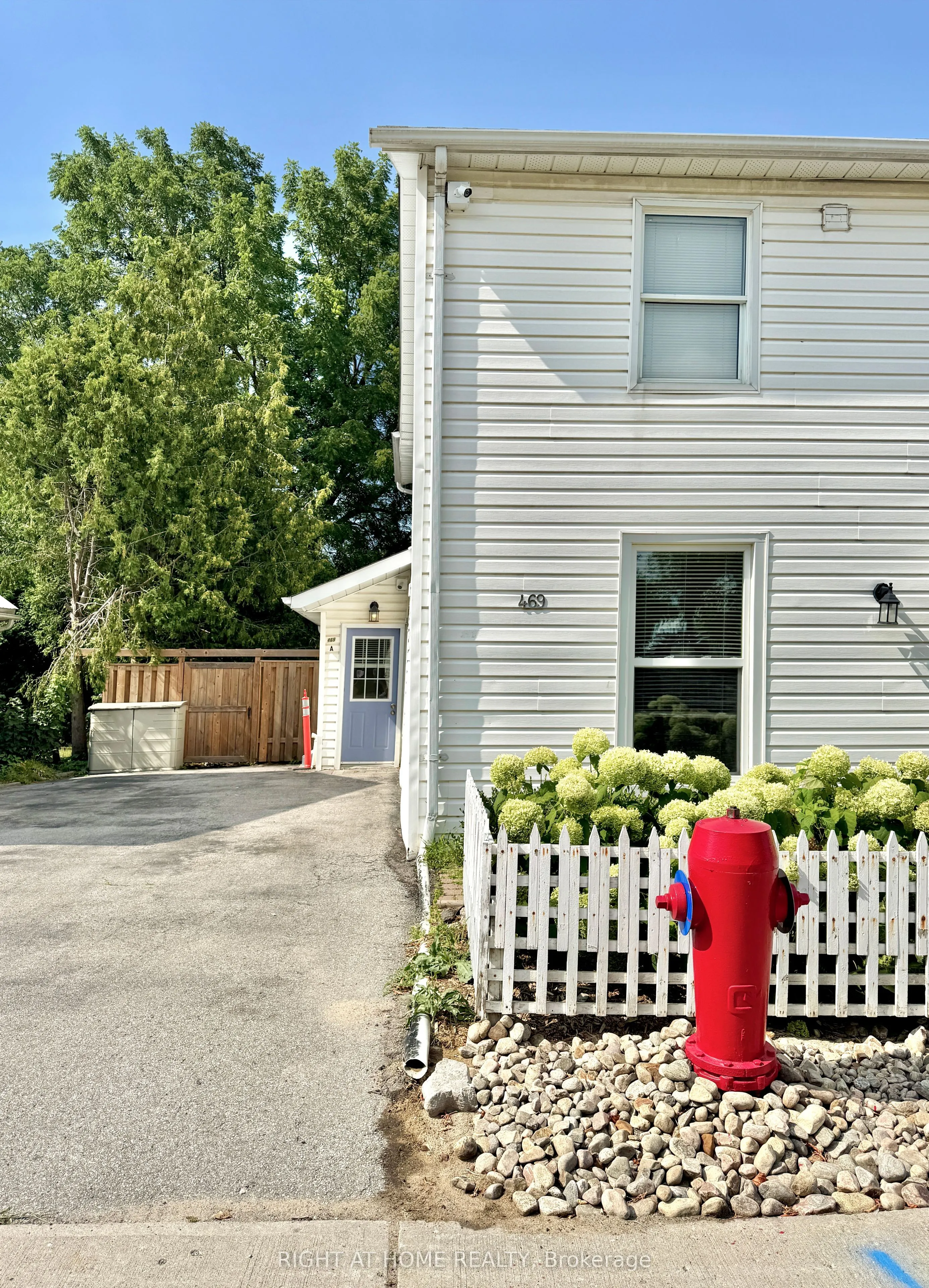 469 Queen Street, #A