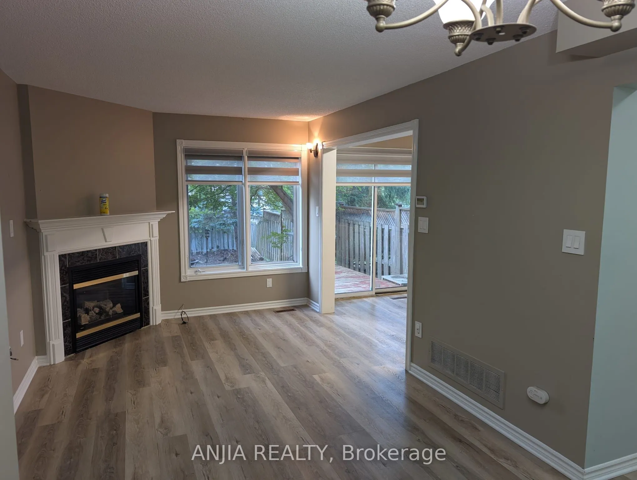 44 Mistleflower Court