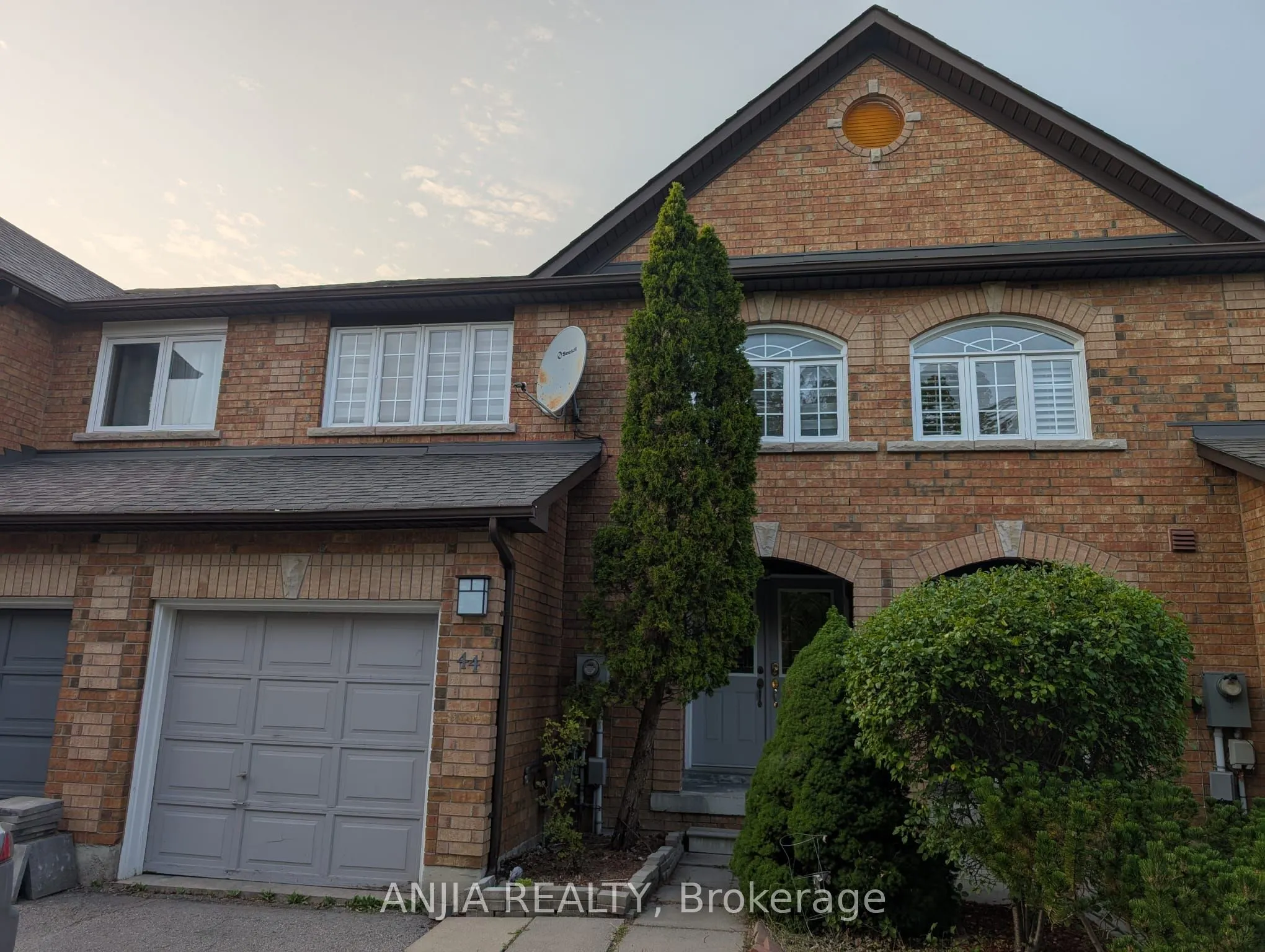 44 Mistleflower Court