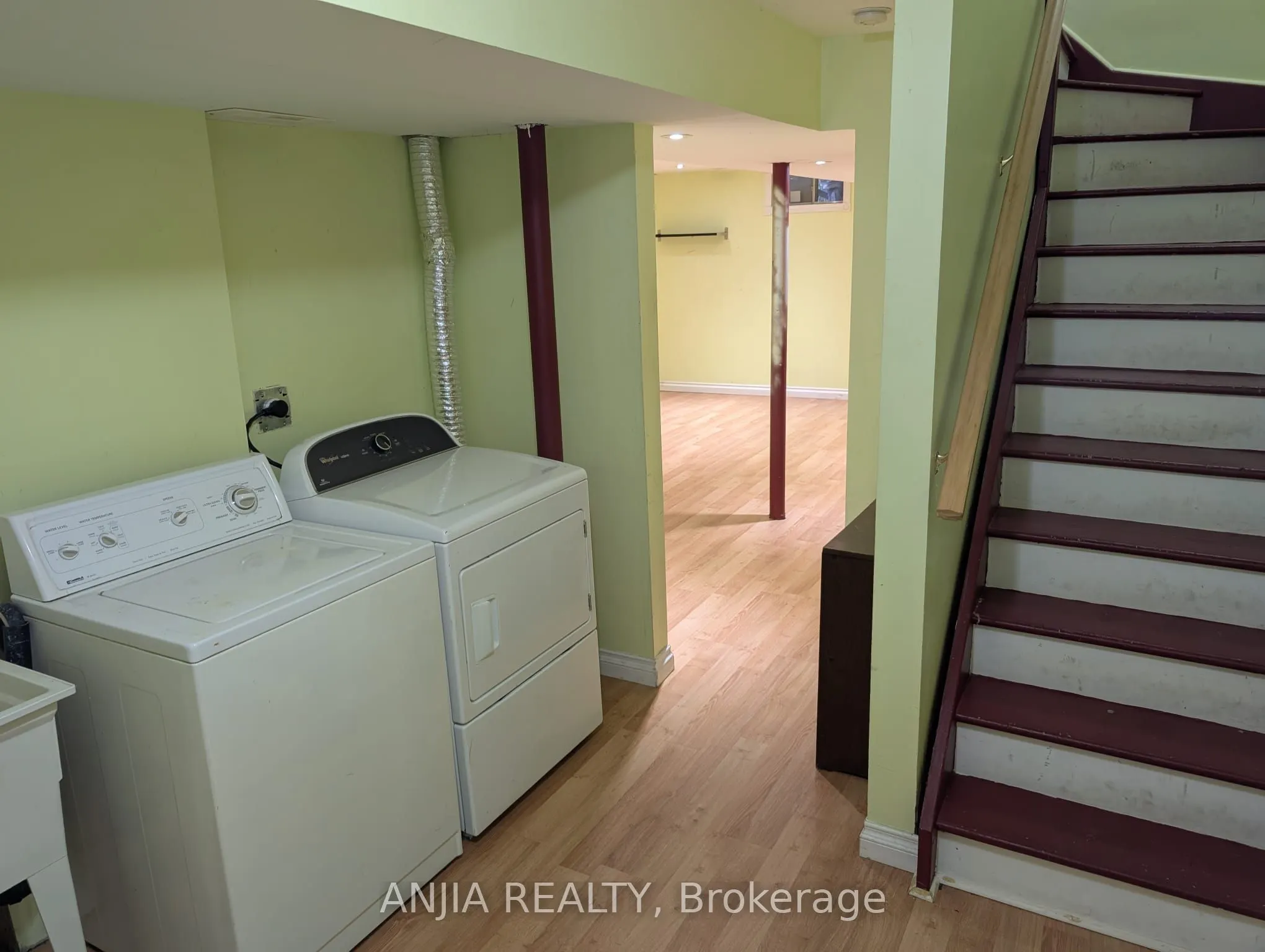 44 Mistleflower Court