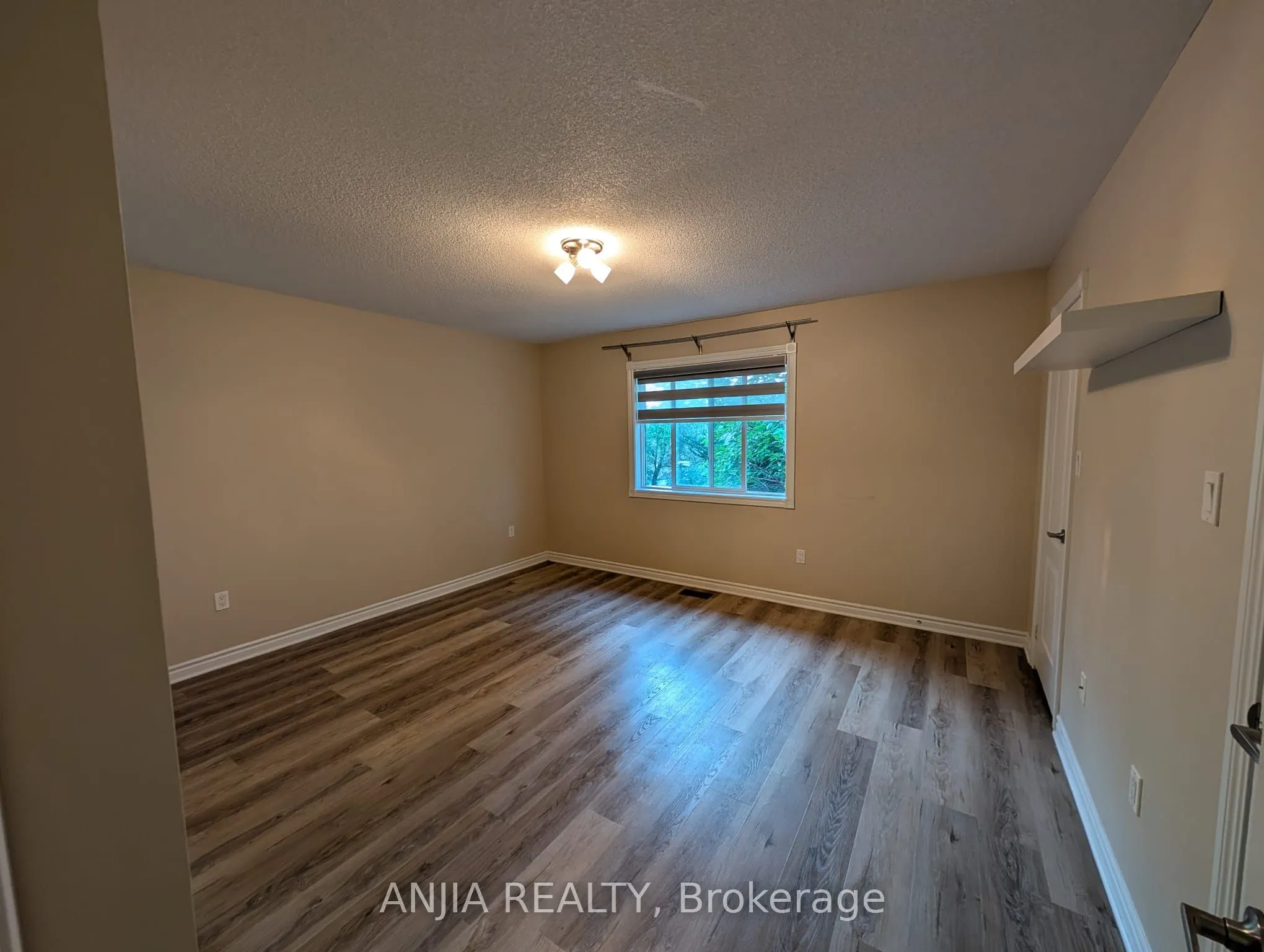 44 Mistleflower Court