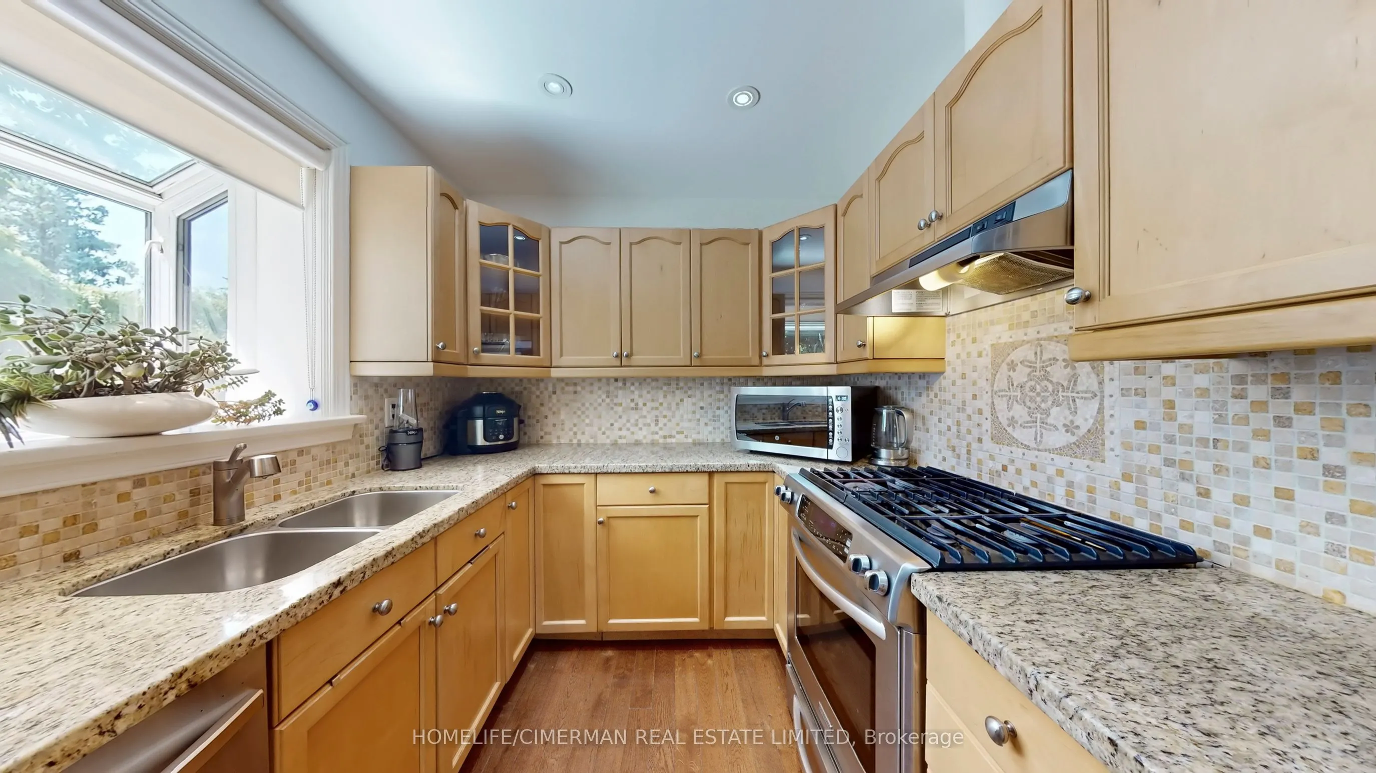 386 Kerrybrook Drive