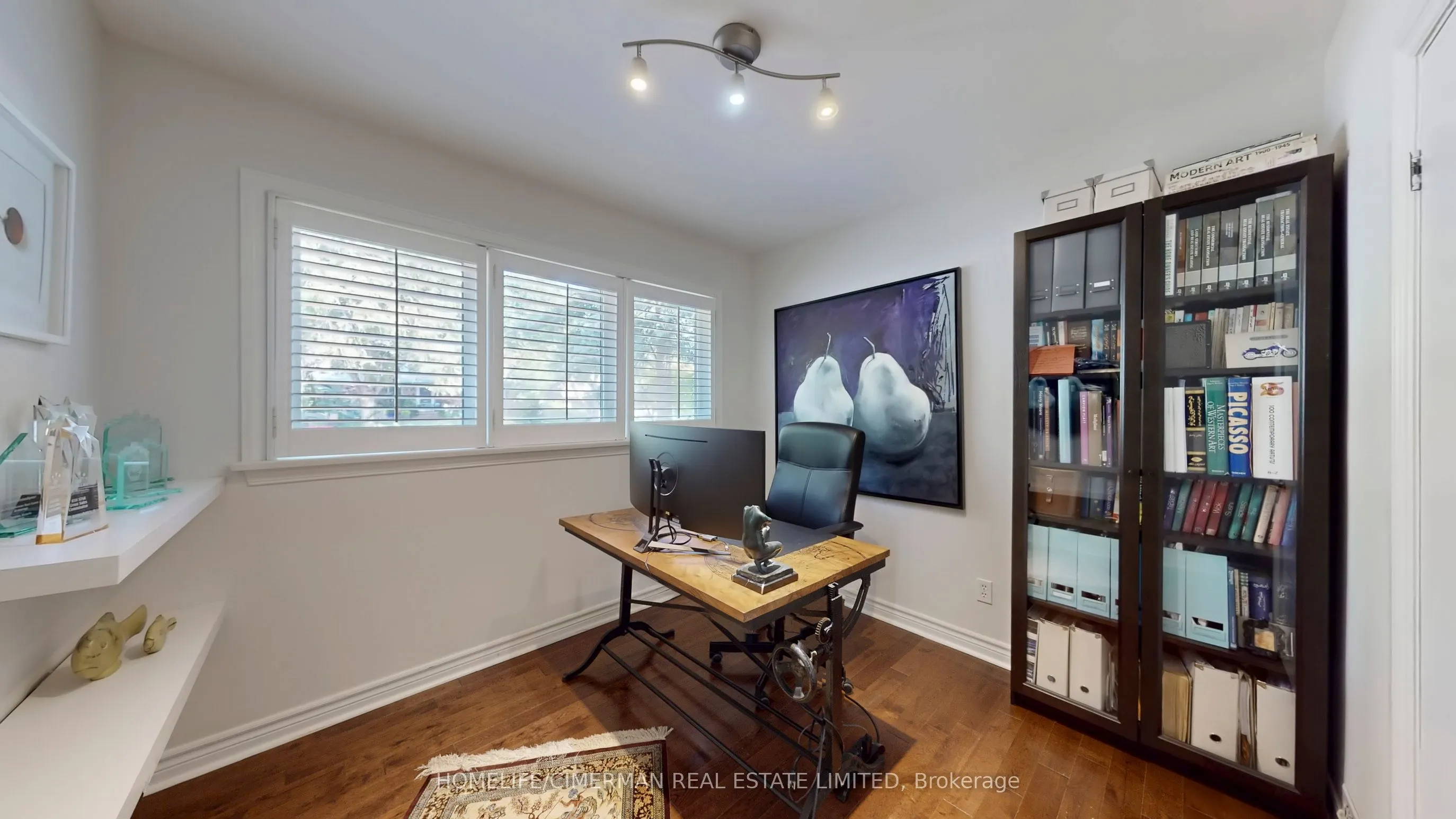 386 Kerrybrook Drive