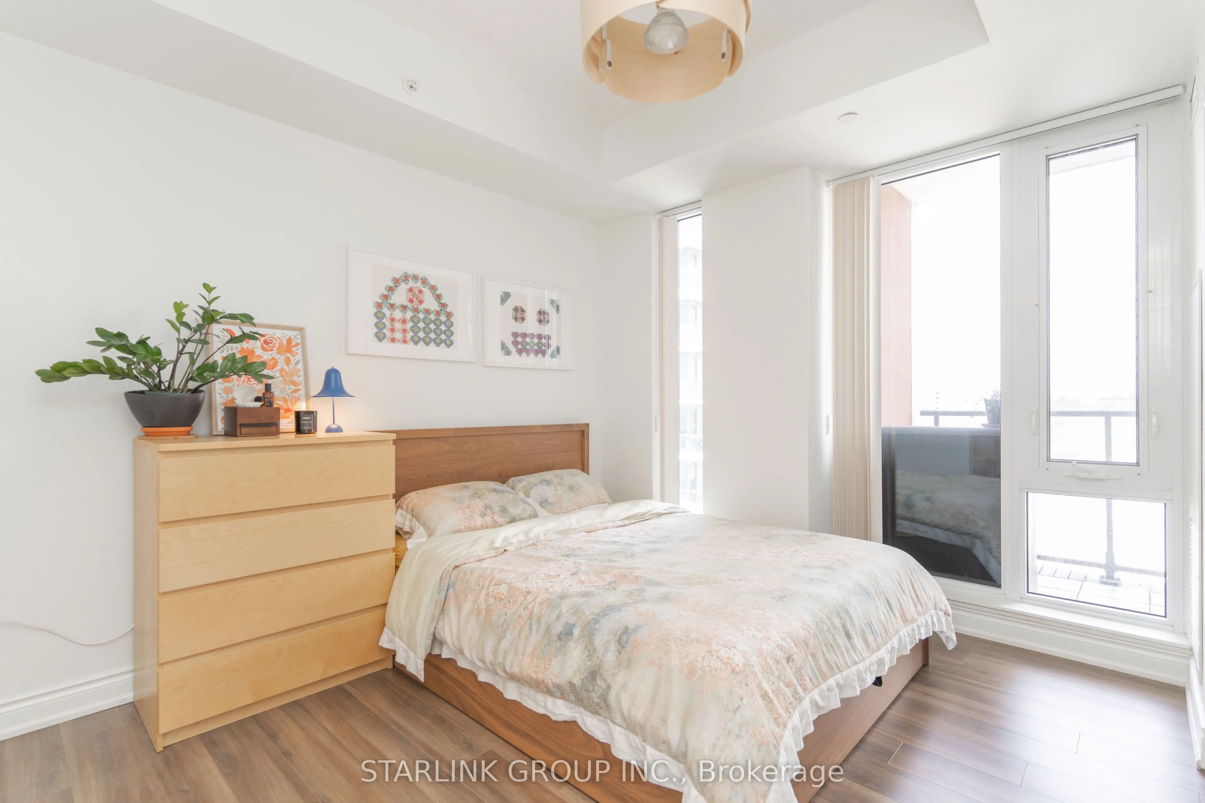 9618 Yonge Street, #1106