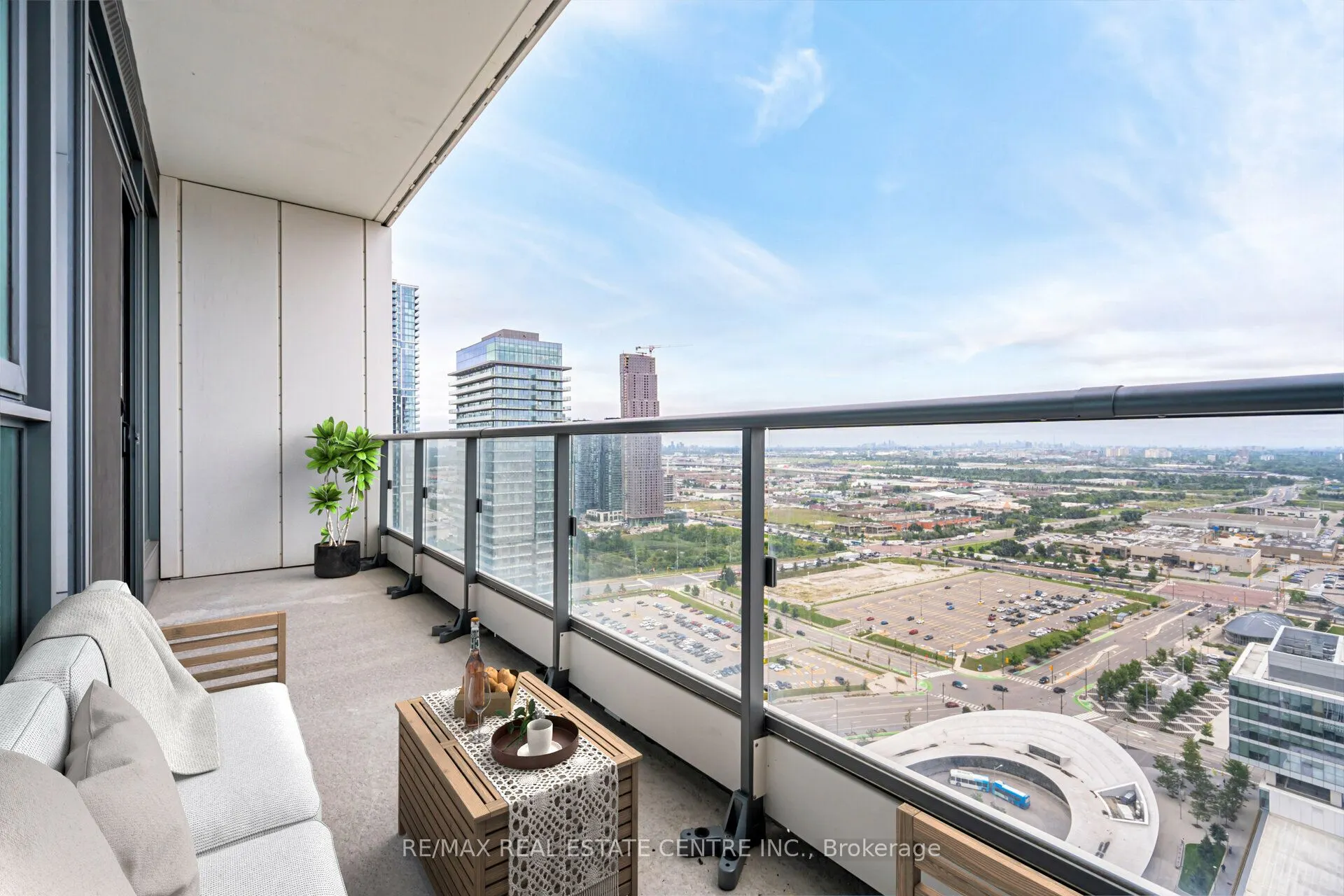 898 Portage Parkway, #3307