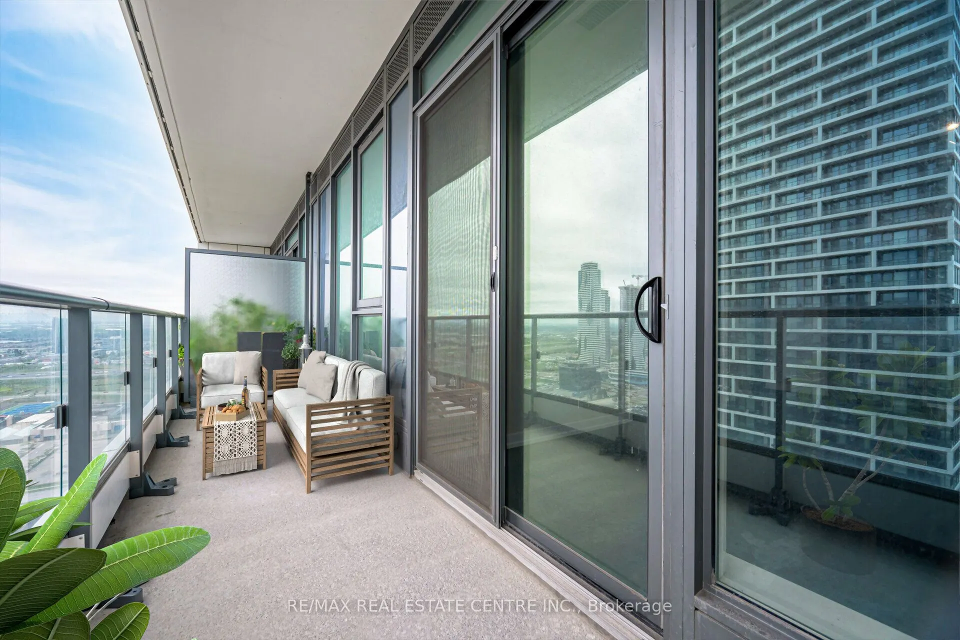 898 Portage Parkway, #3307