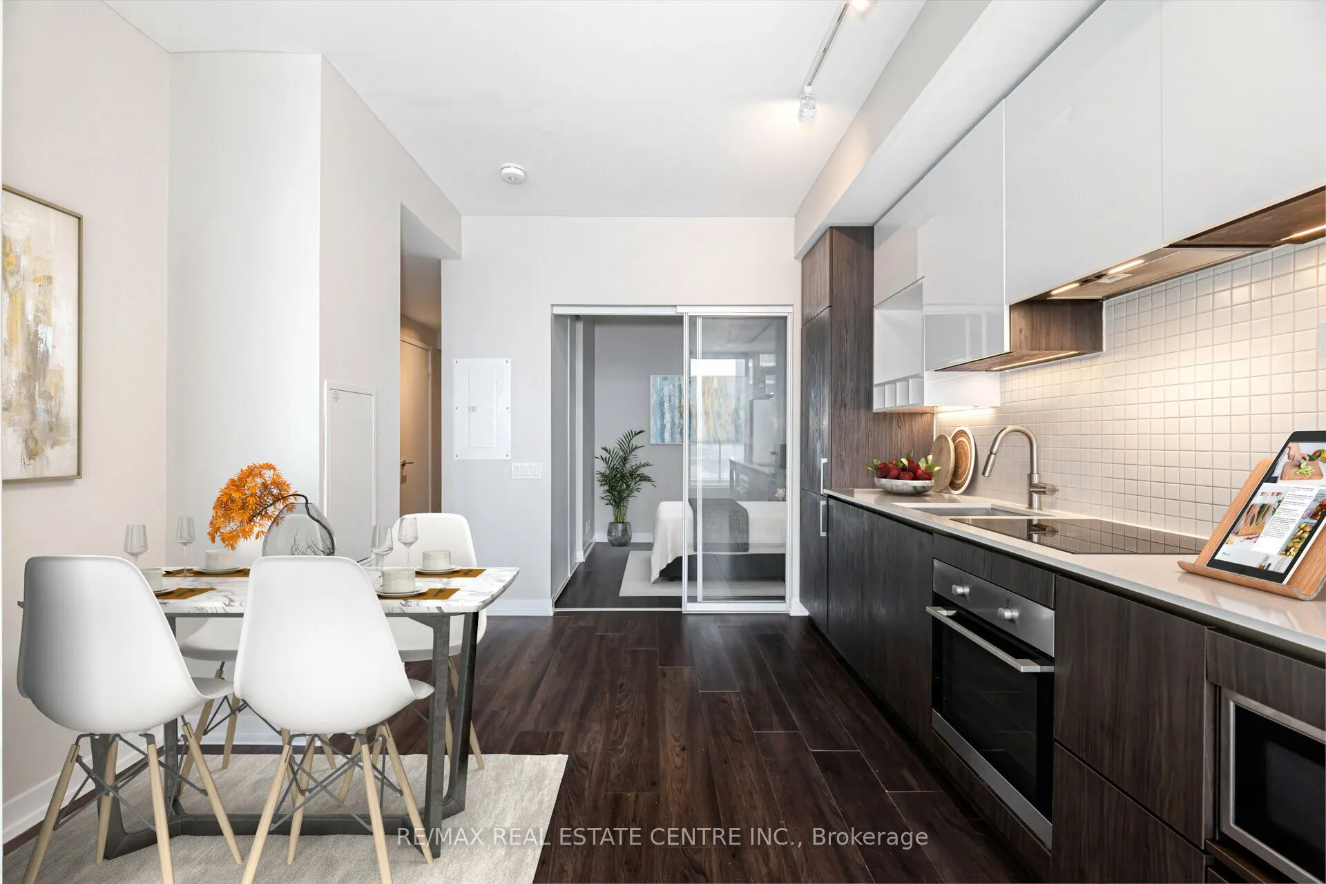 898 Portage Parkway, #3307