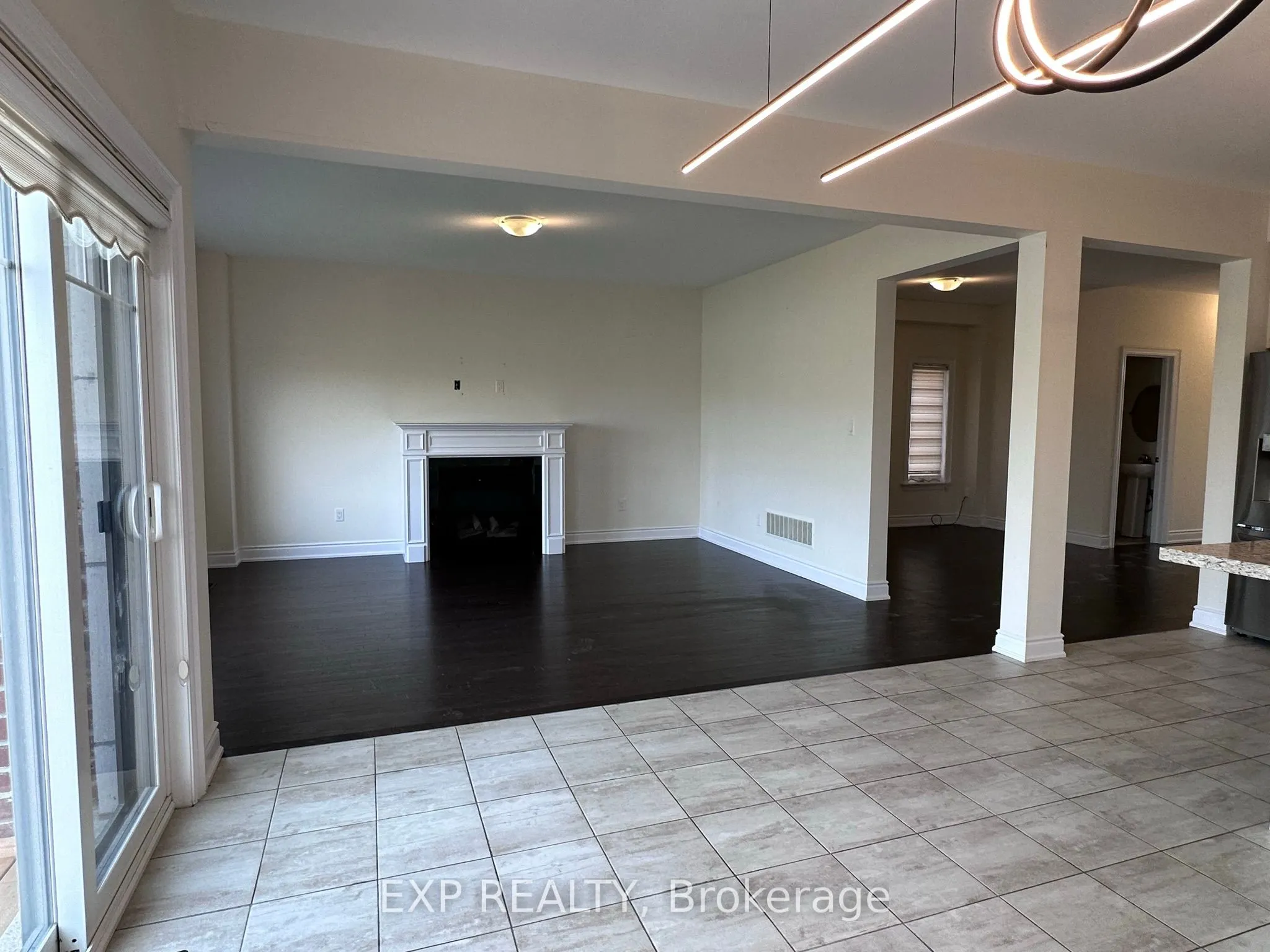 31 Lorne Thomas Place