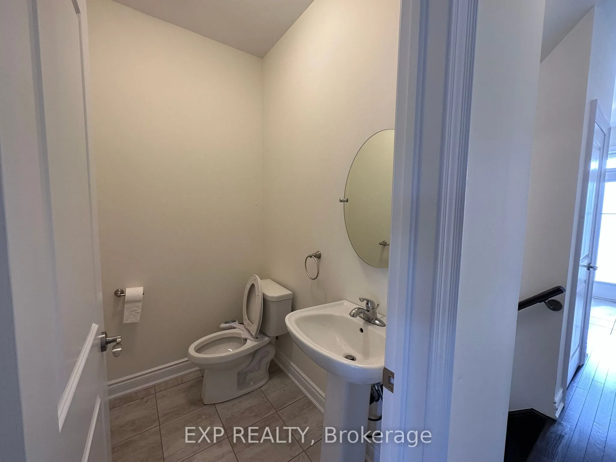 31 Lorne Thomas Place