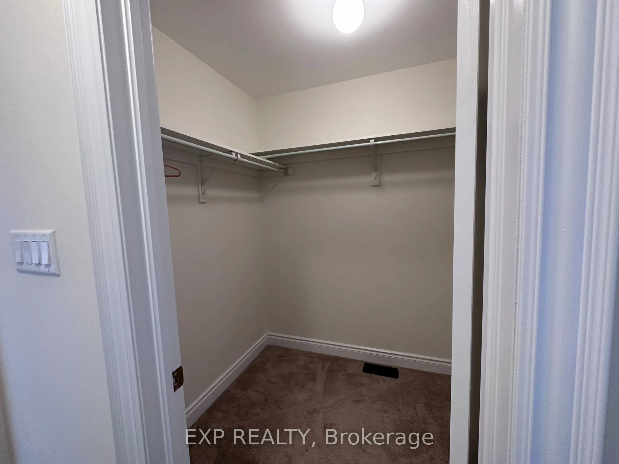 31 Lorne Thomas Place