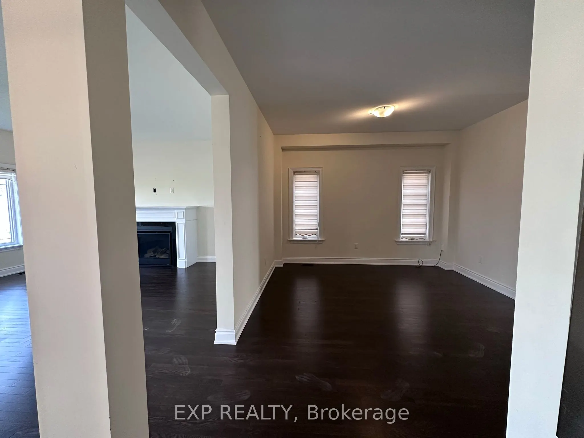 31 Lorne Thomas Place