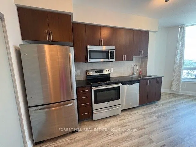 7161 Yonge Street, #921