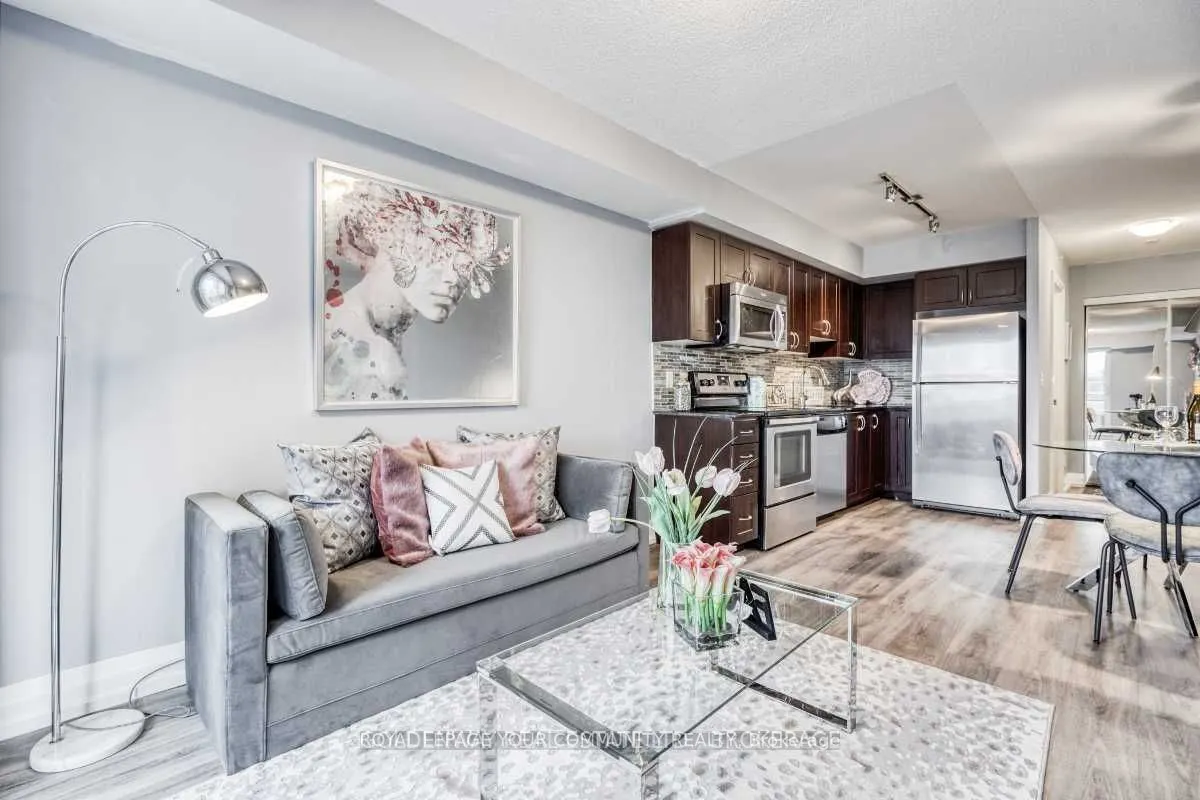 370 Highway 7 E, #315