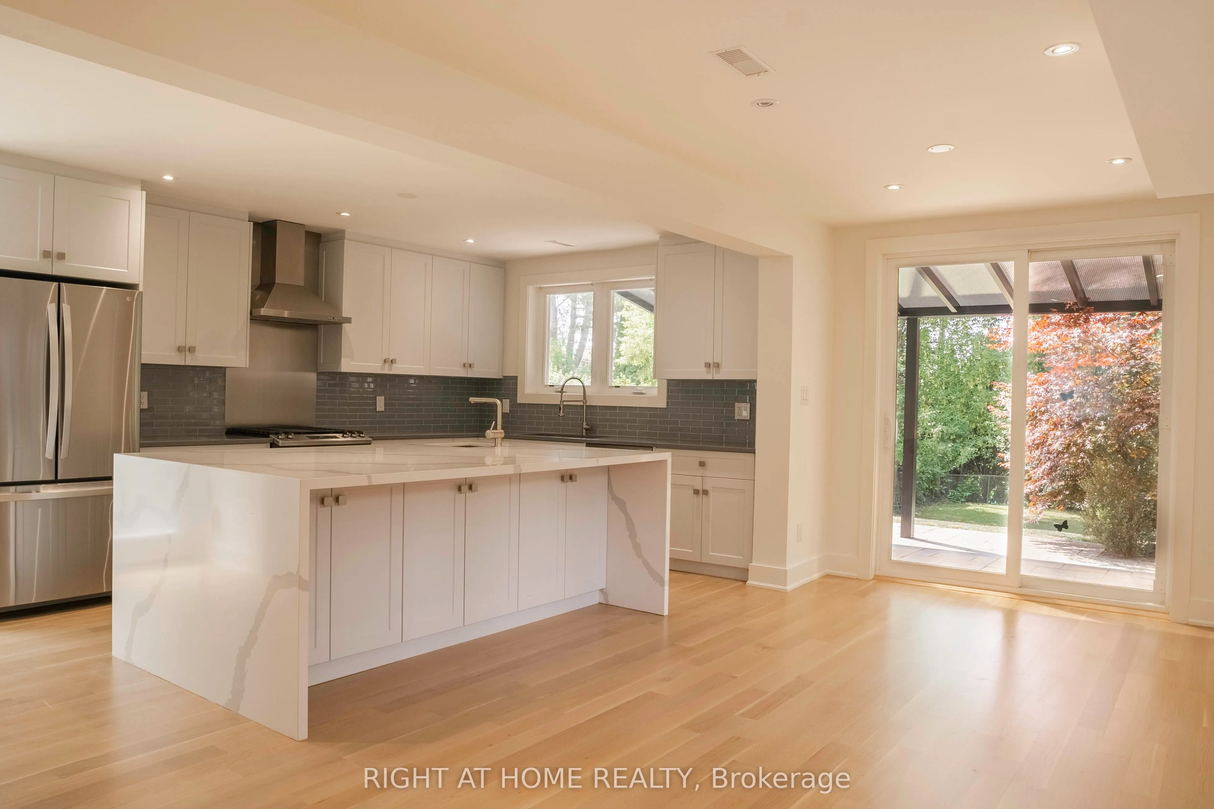 34 Wildrose Crescent