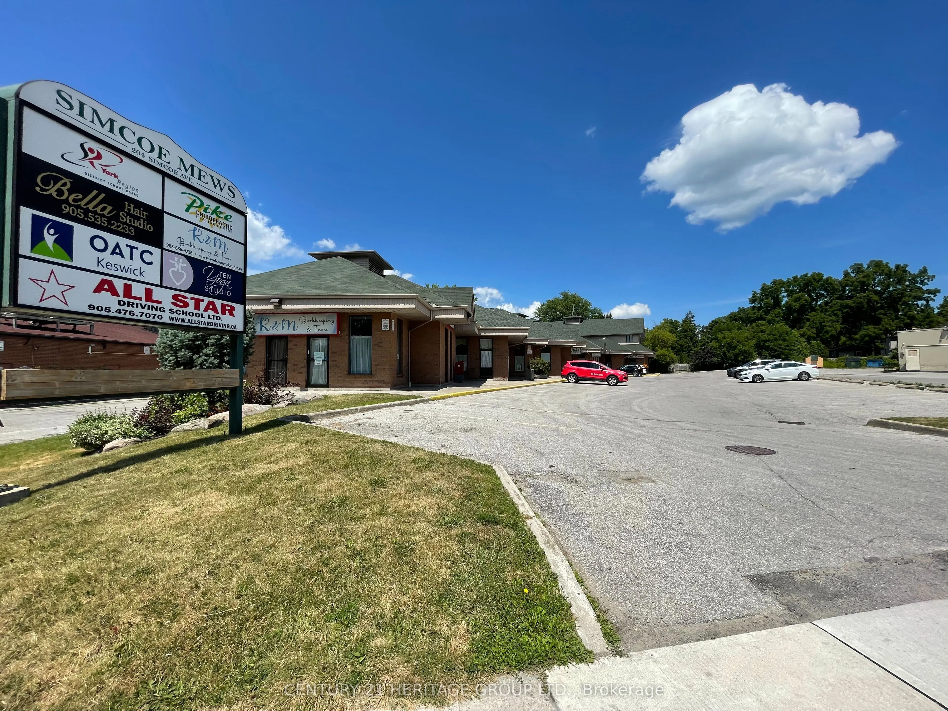 204 Simcoe Avenue, #3-7