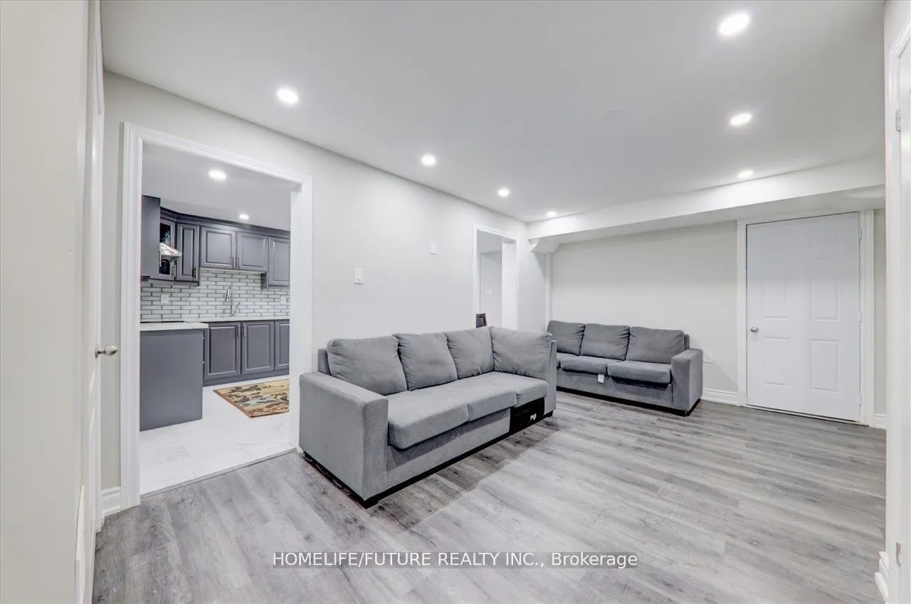 939 Miller Park Avenue, #Bsmt