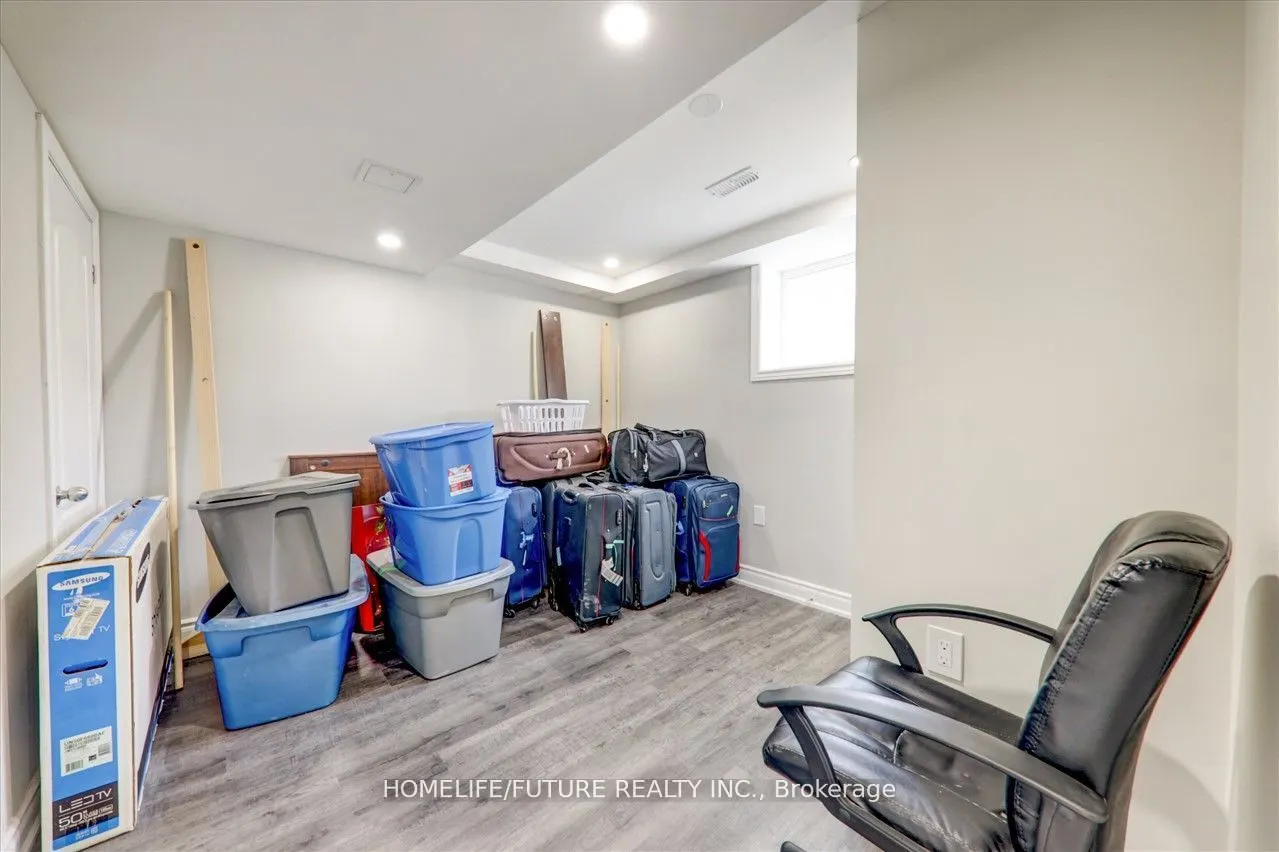 939 Miller Park Avenue, #Bsmt