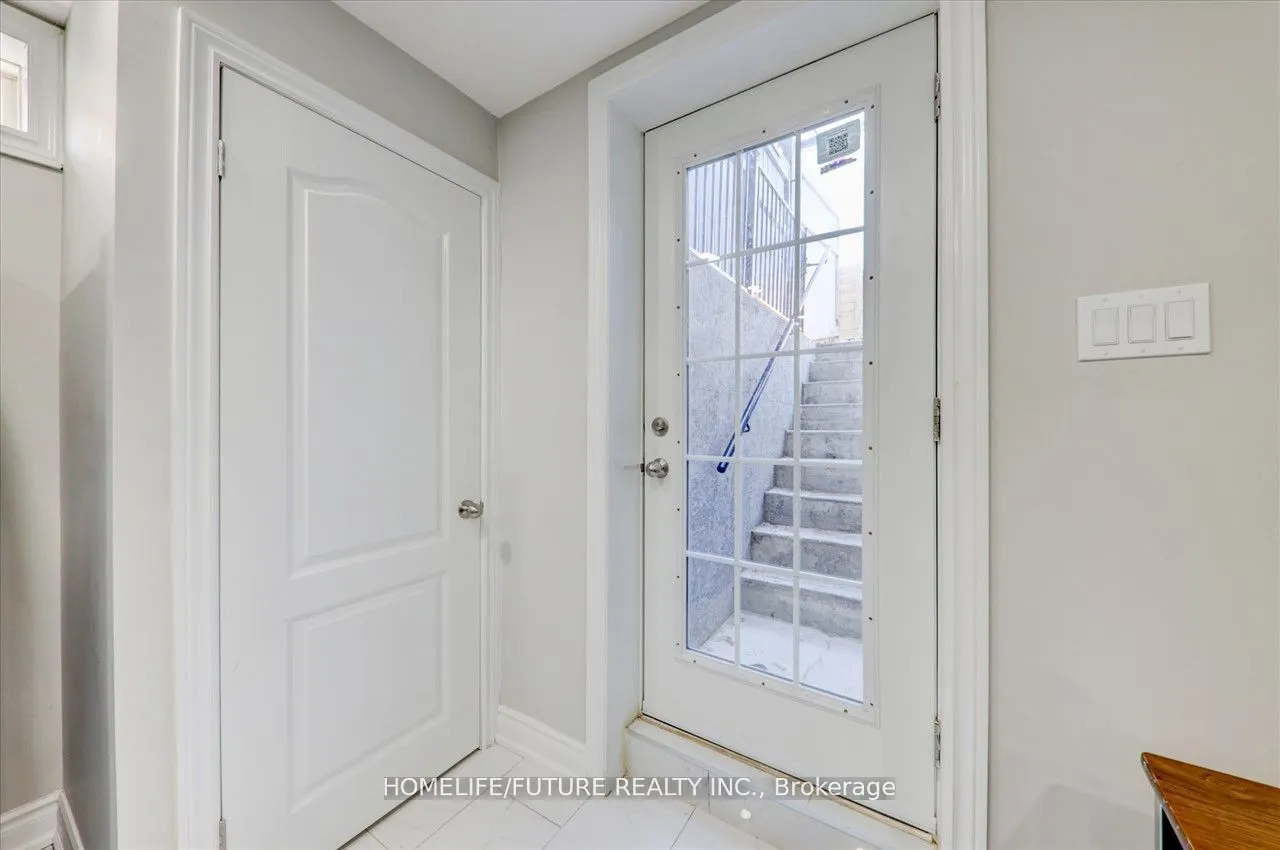 939 Miller Park Avenue, #Bsmt