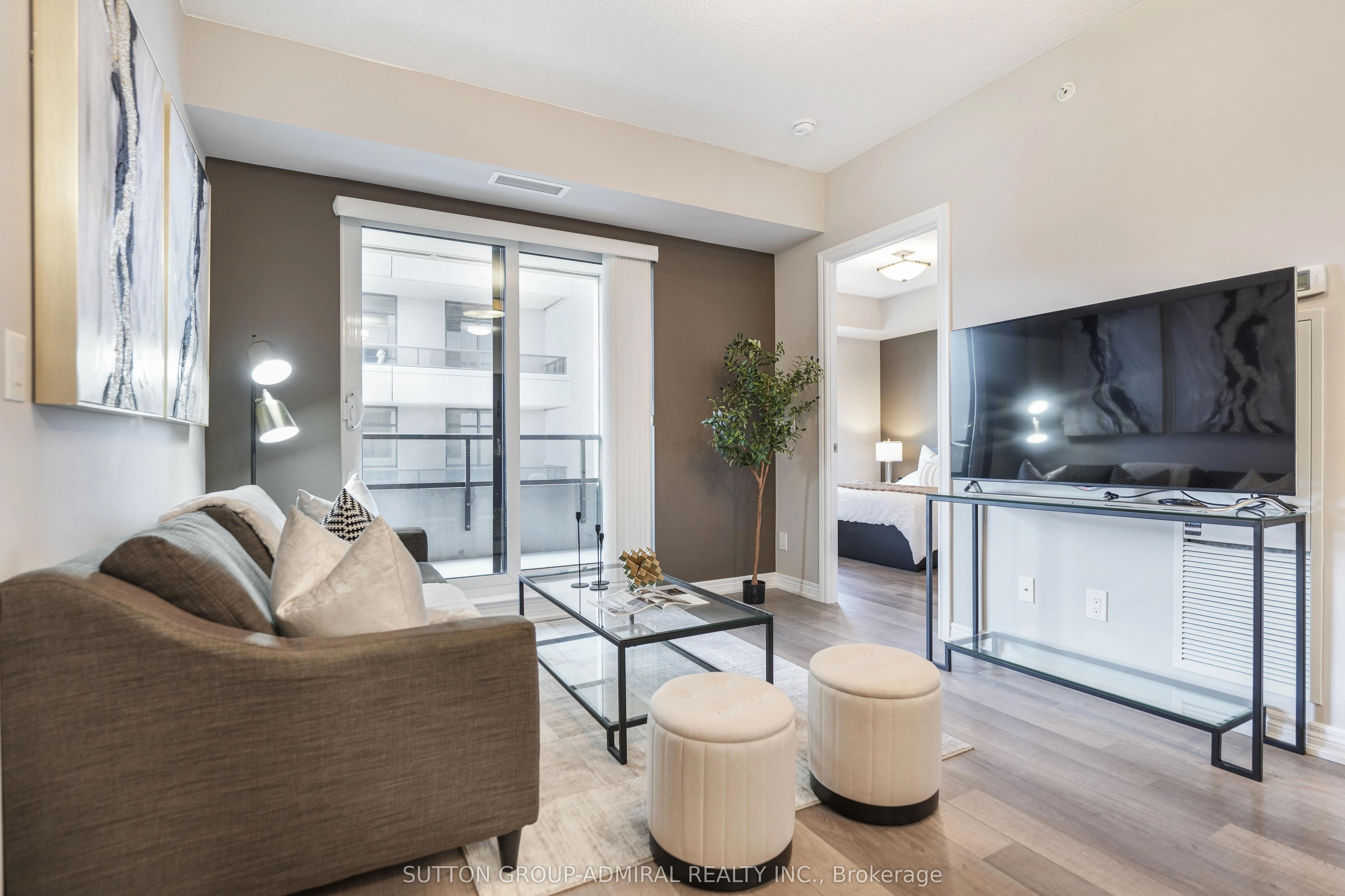 9255 Jane Street, #1016