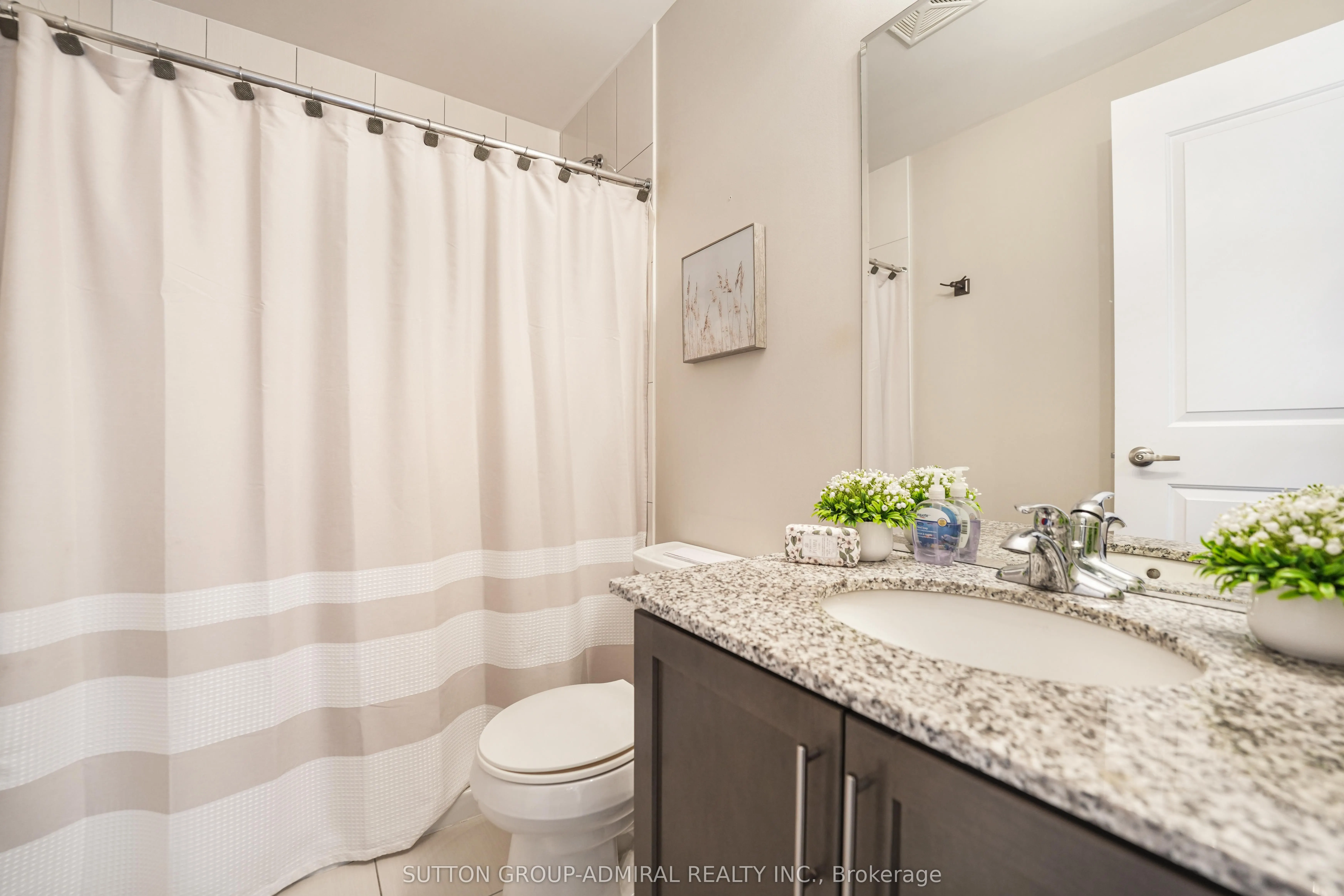 9255 Jane Street, #1016