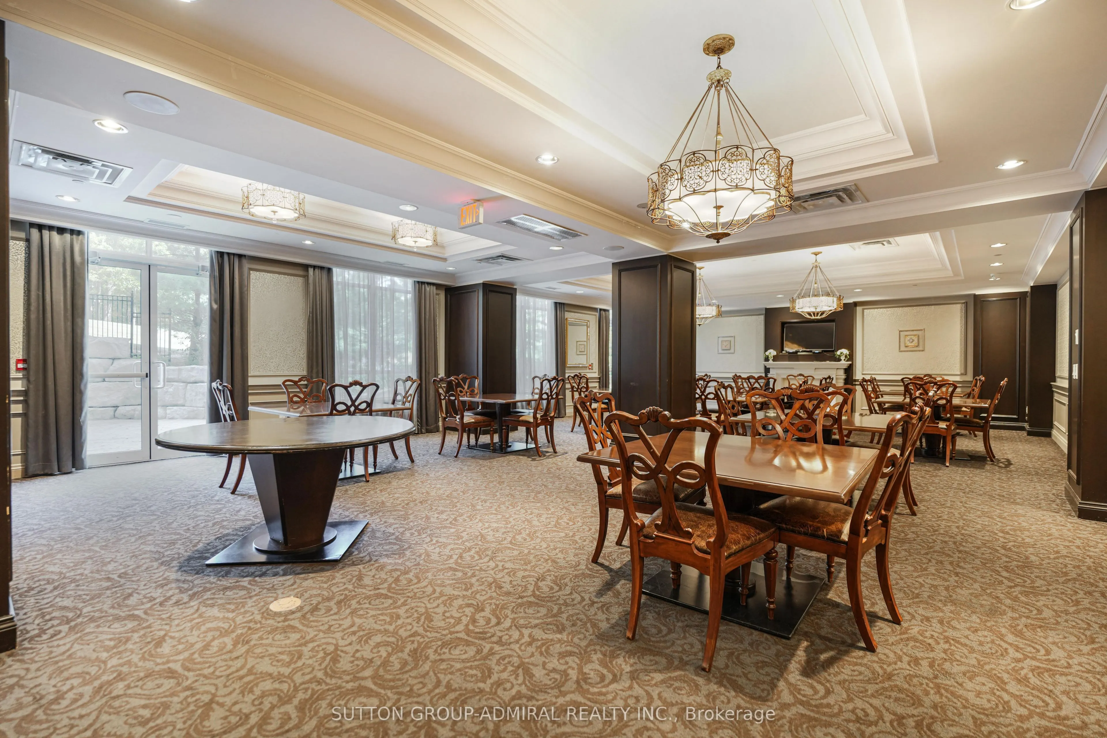 9255 Jane Street, #1016