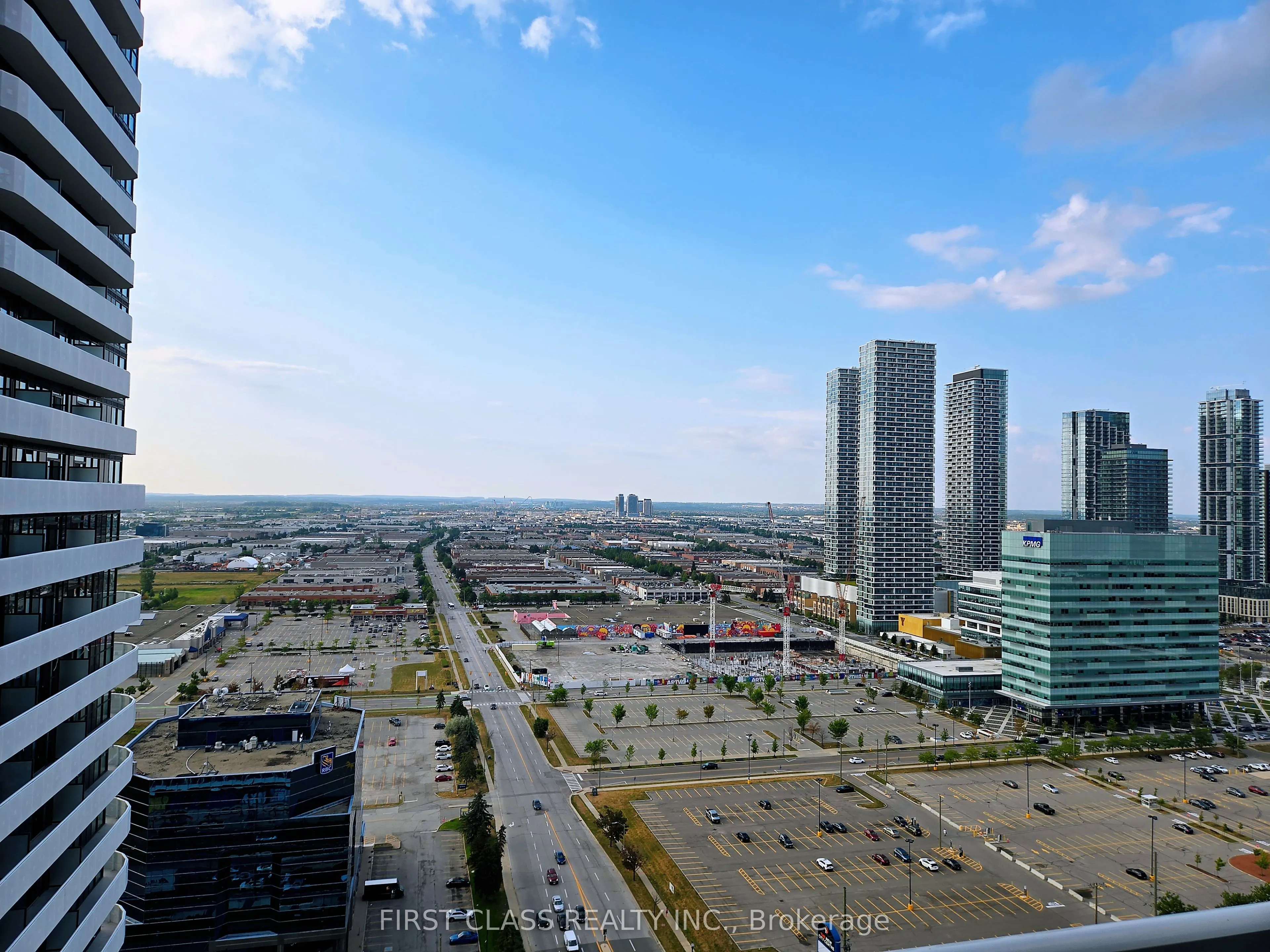 28 interchange Way, #3003