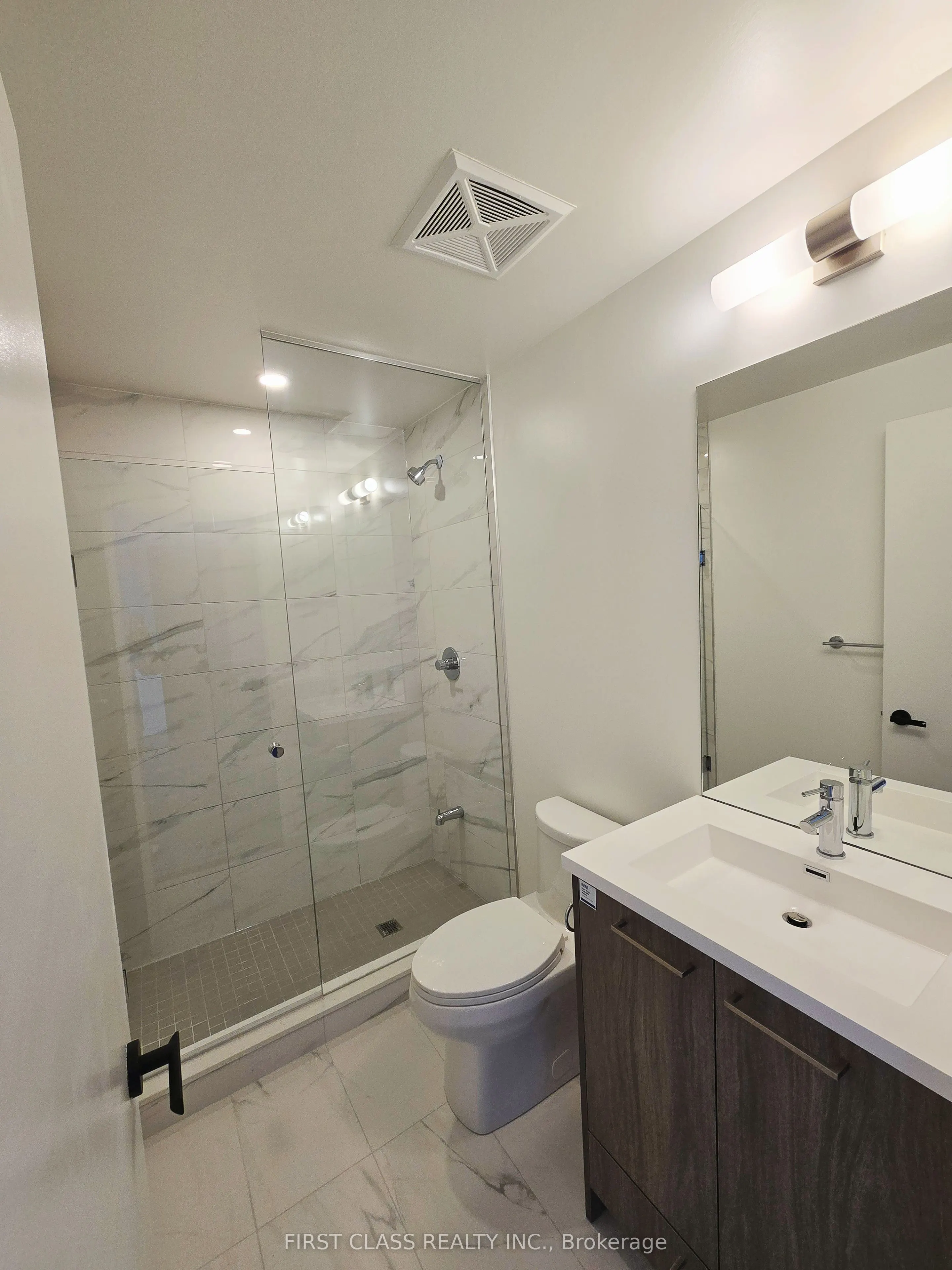 28 interchange Way, #3003