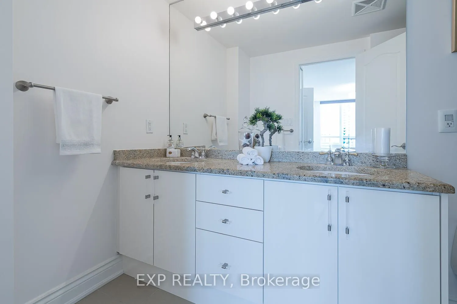 88 Promenade Circle, #1205