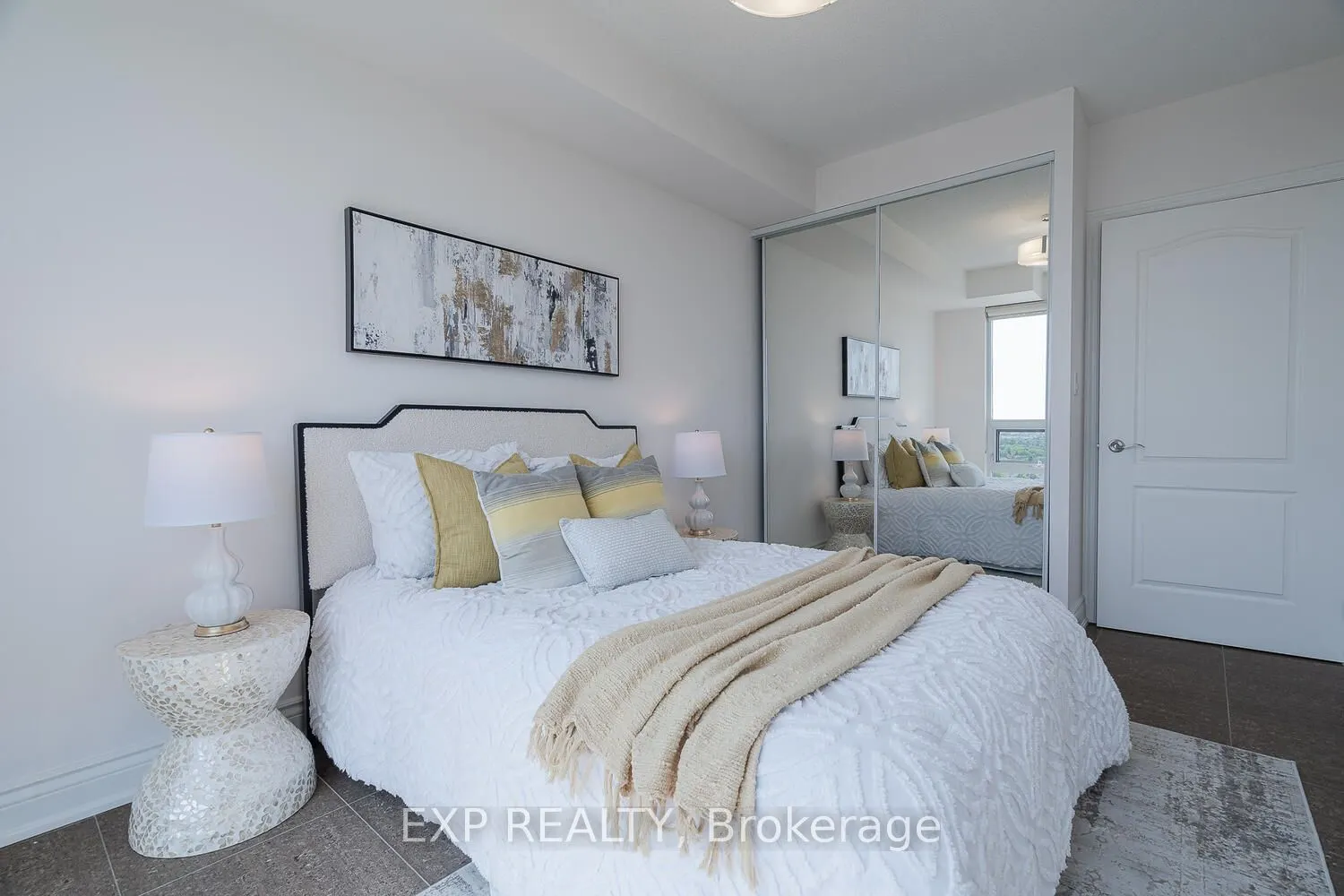 88 Promenade Circle, #1205