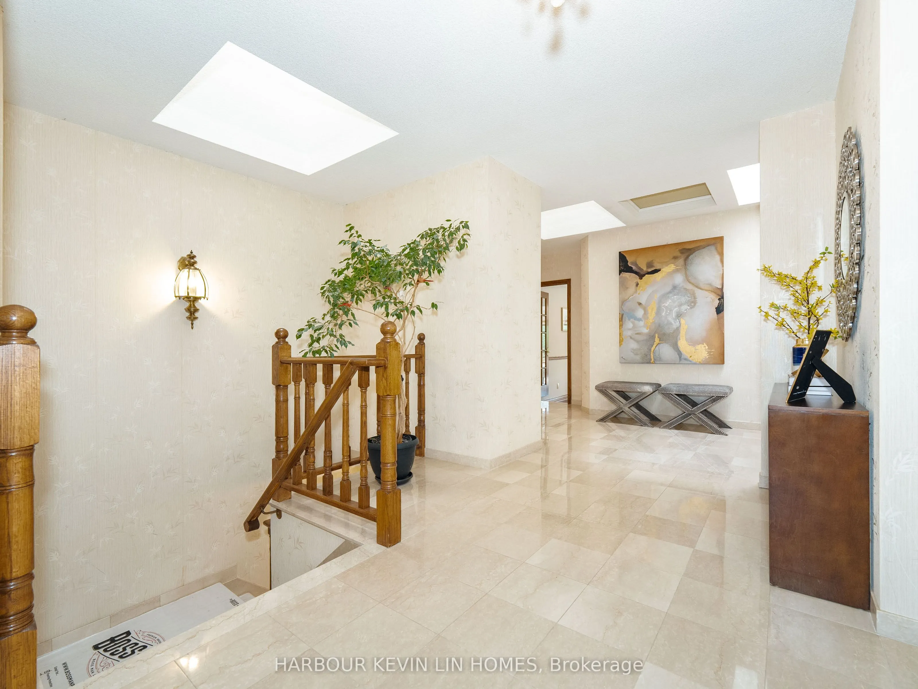 101 Leyburn Avenue