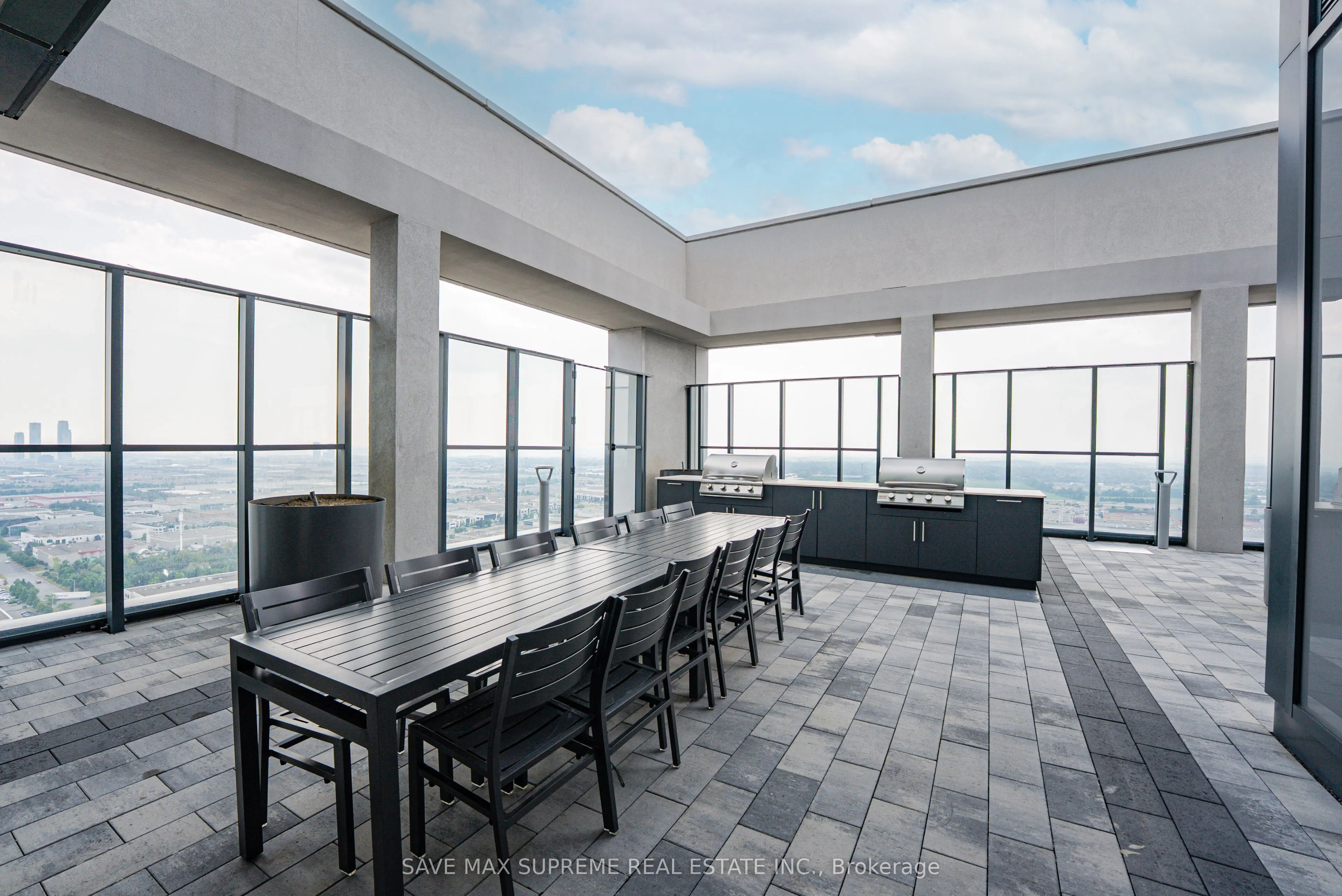 8960 Jane Street, #1716