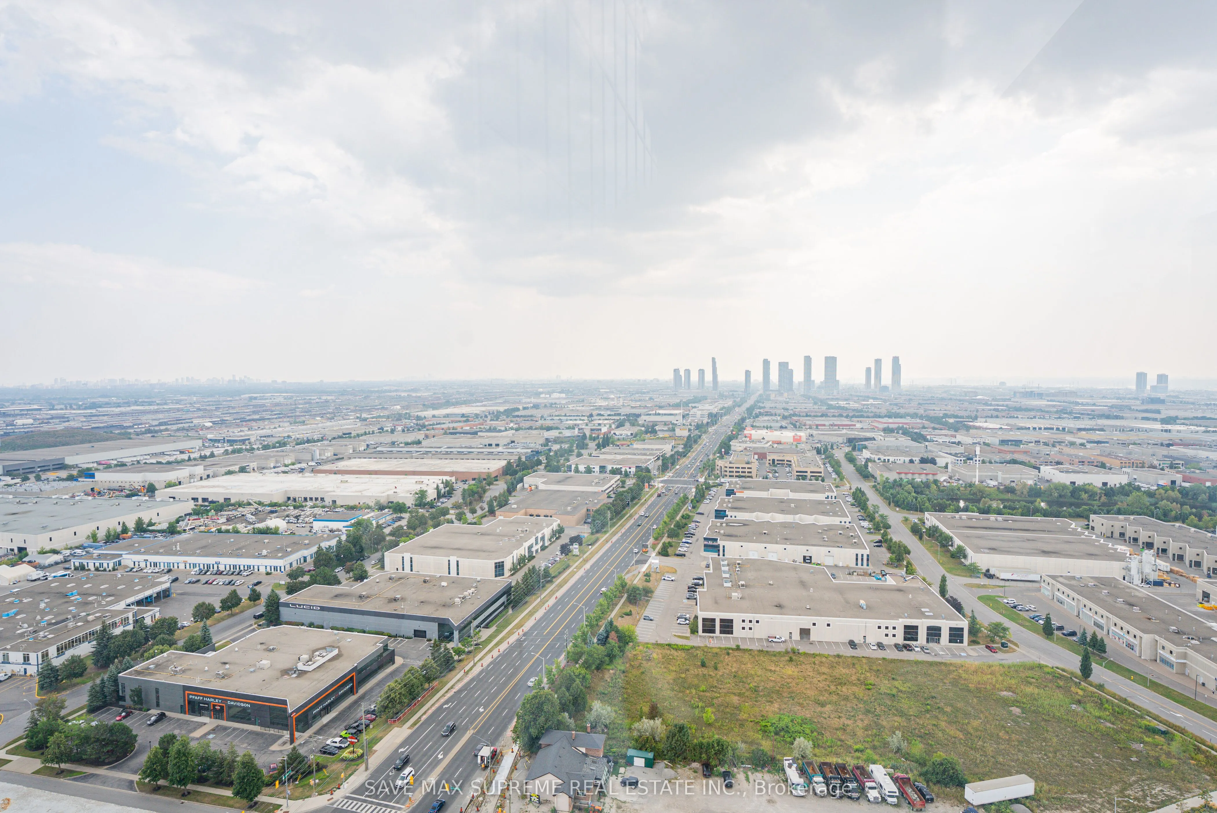 8960 Jane Street, #1716