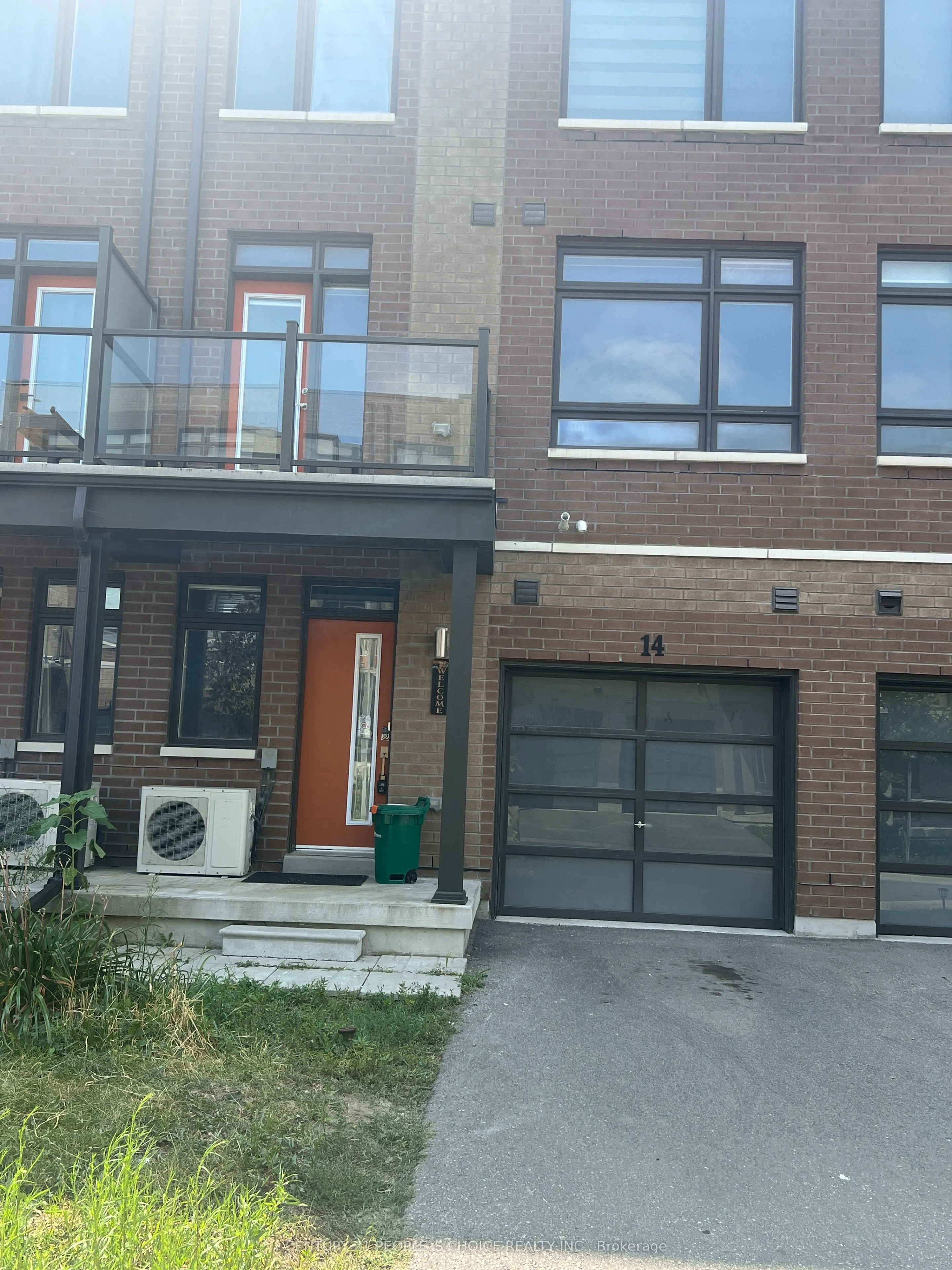 14 Beliveau Street W
