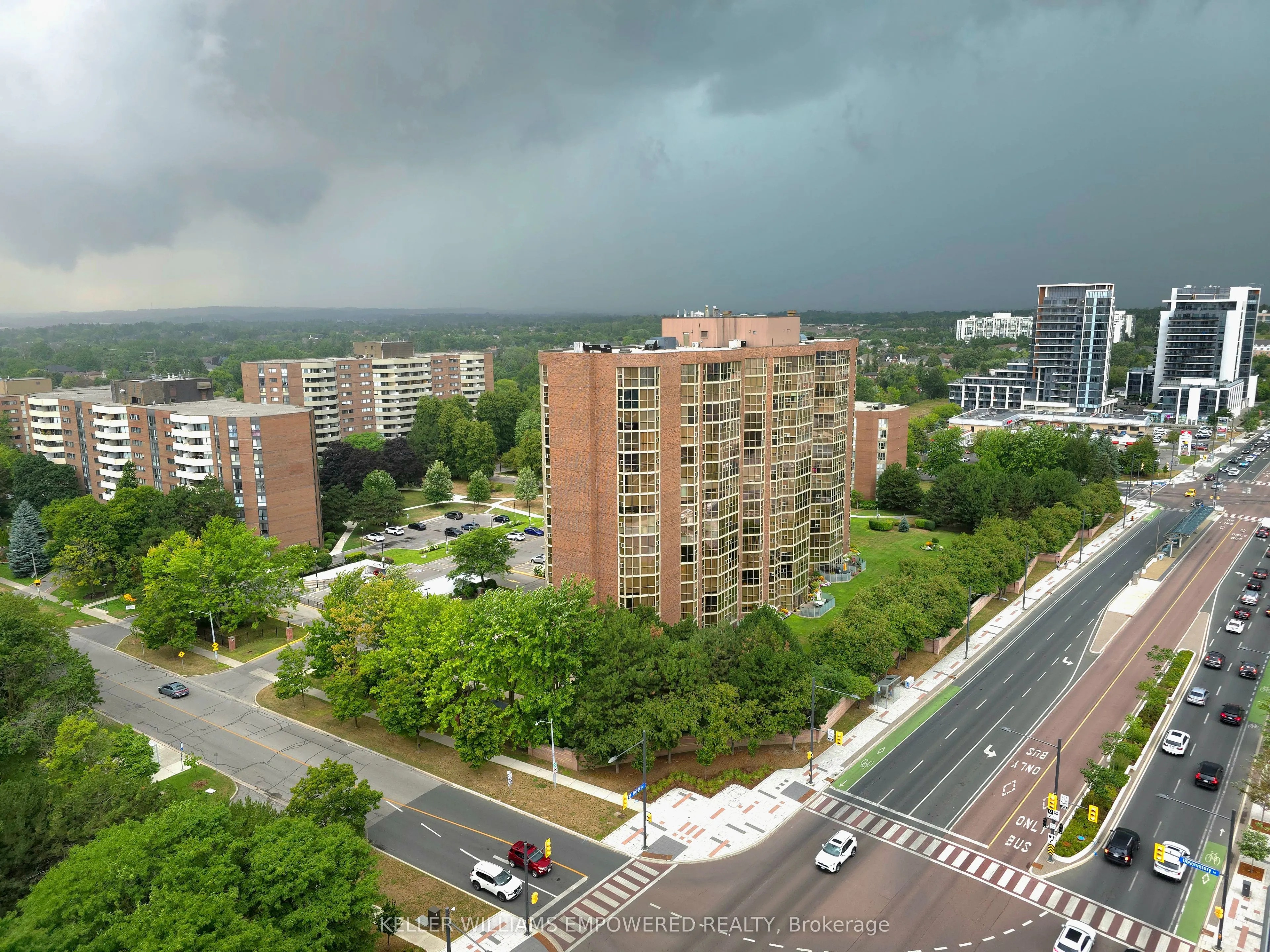 9471 Yonge Street, #Ph10