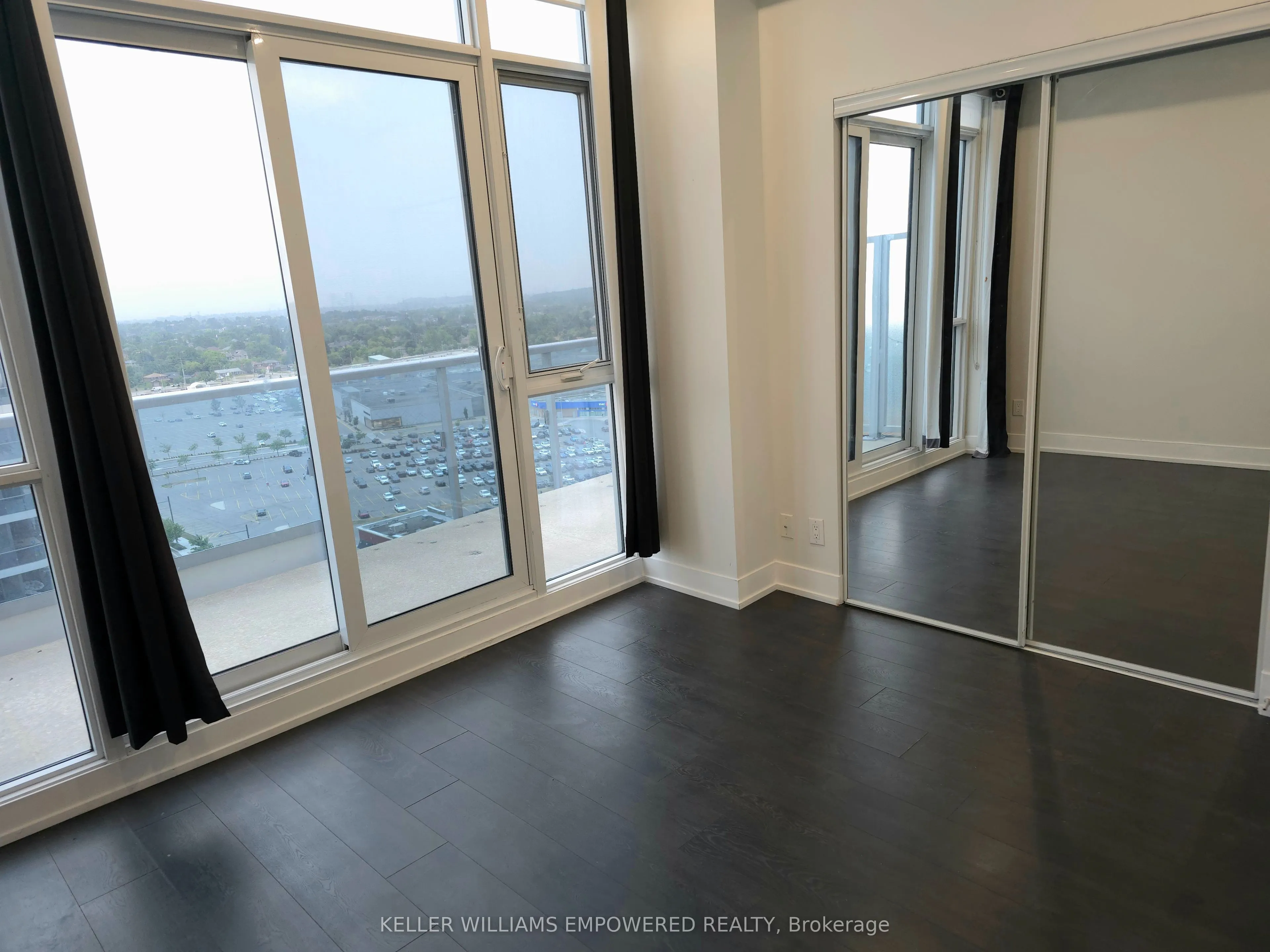 9471 Yonge Street, #Ph10