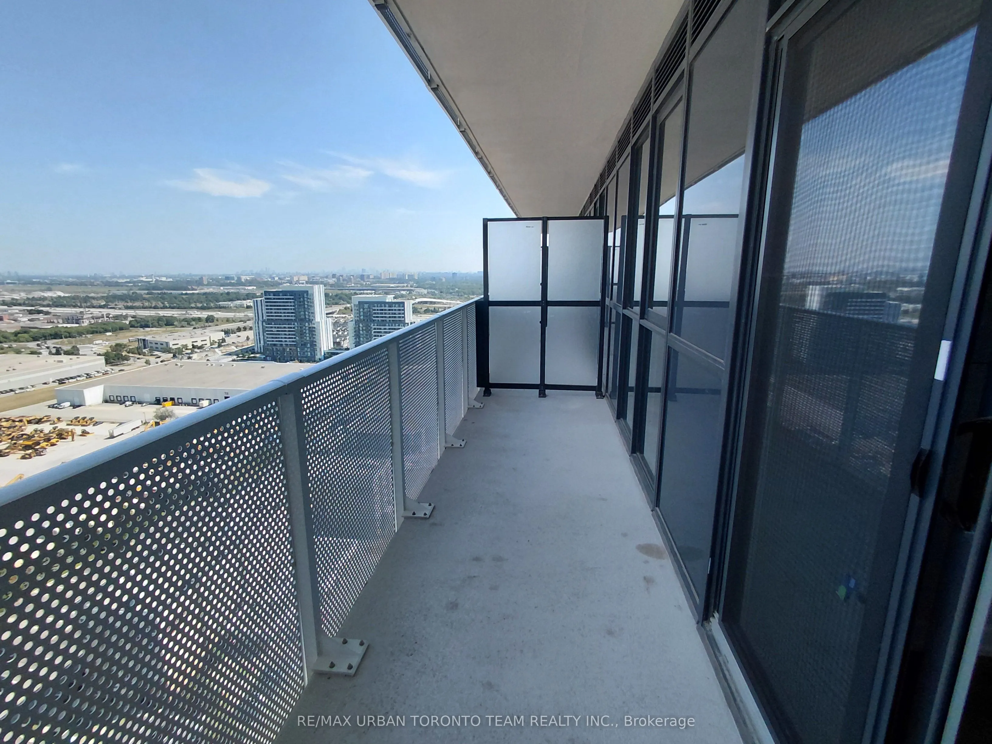 28 Interchange Way, #3007